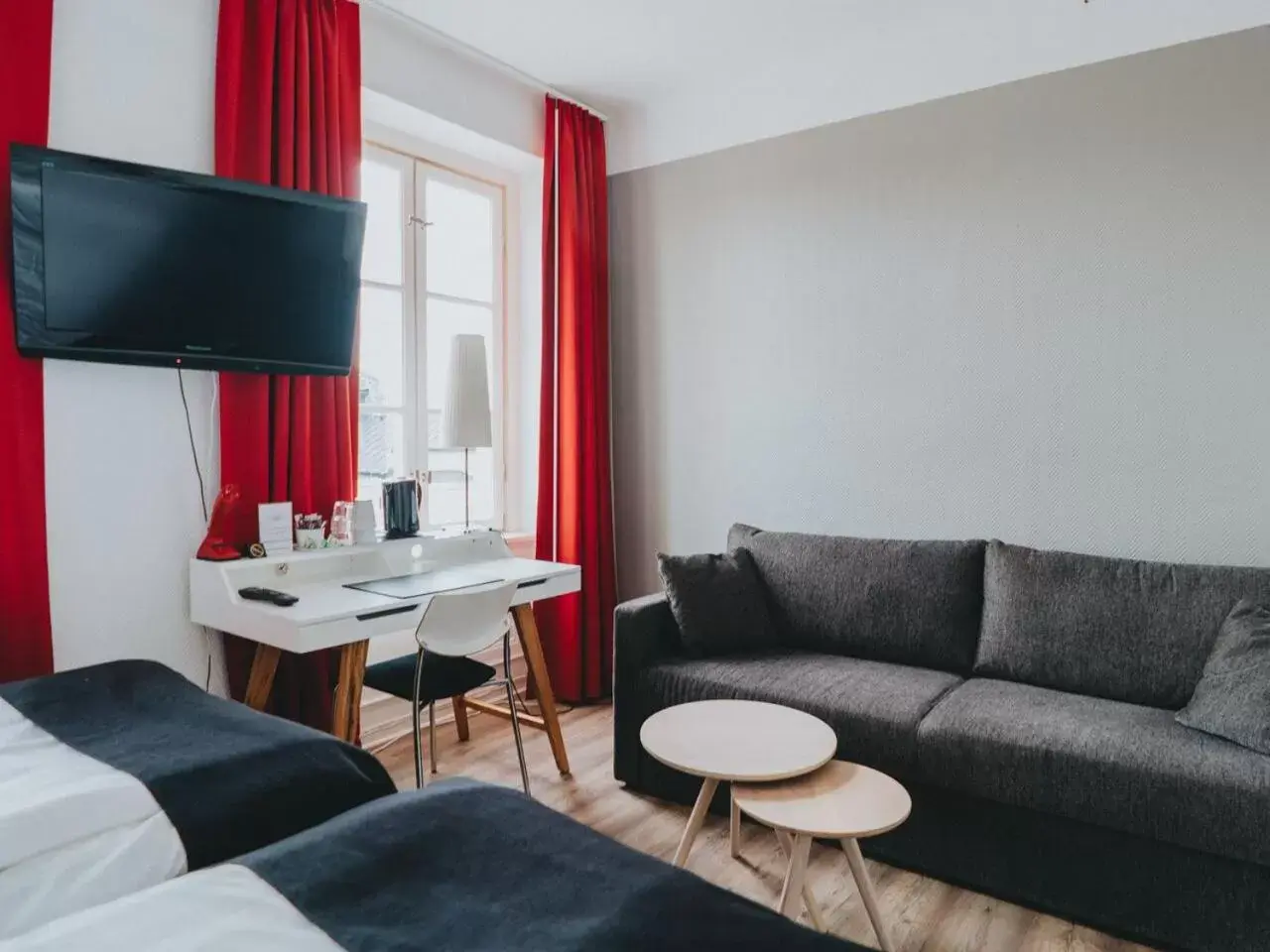 Bedroom, Seating Area in Arboga Stadshotell