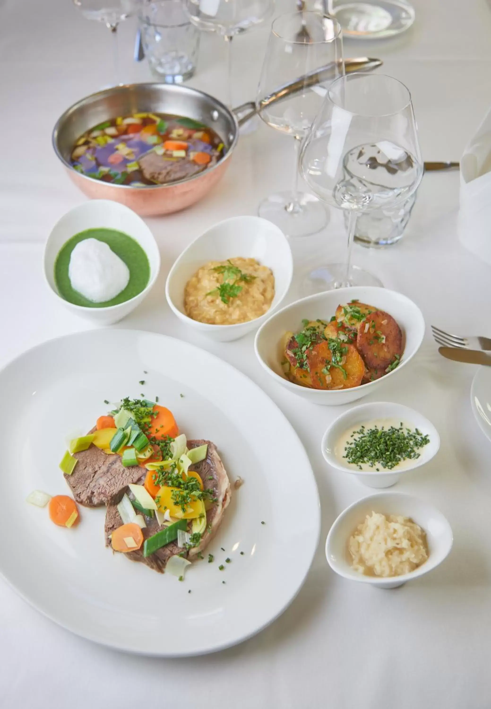 Restaurant/places to eat, Lunch and Dinner in Hotel Freisinger Hof
