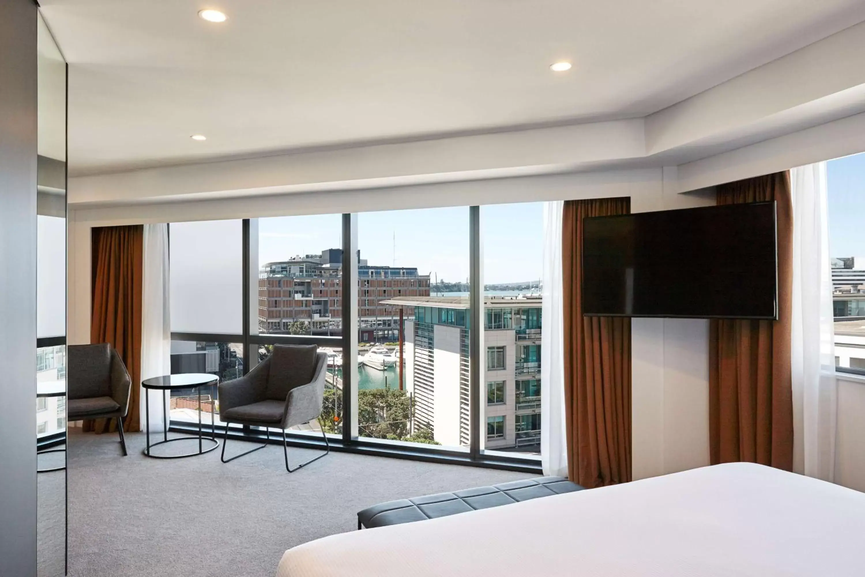 Photo of the whole room in Travelodge Hotel Auckland Wynyard Quarter