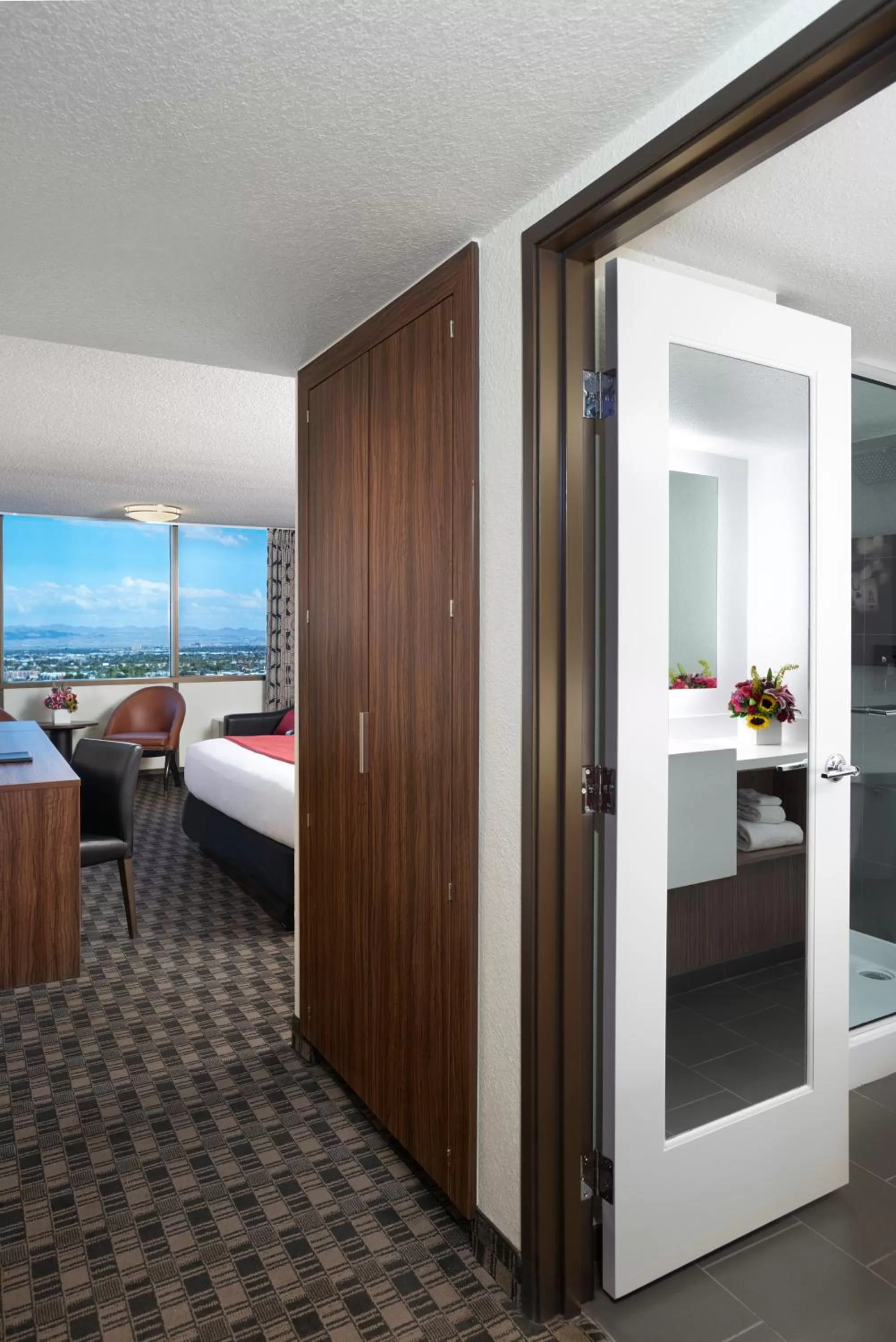 Photo of the whole room, Bed in The D Las Vegas