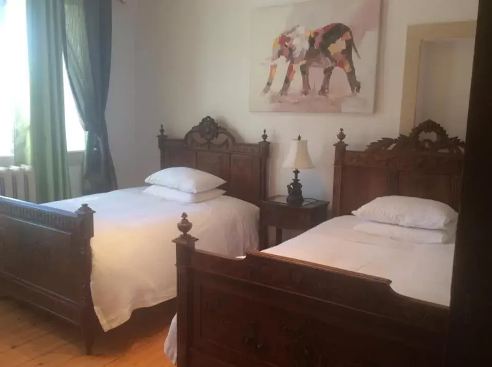 Bed in Île de Garde B&B