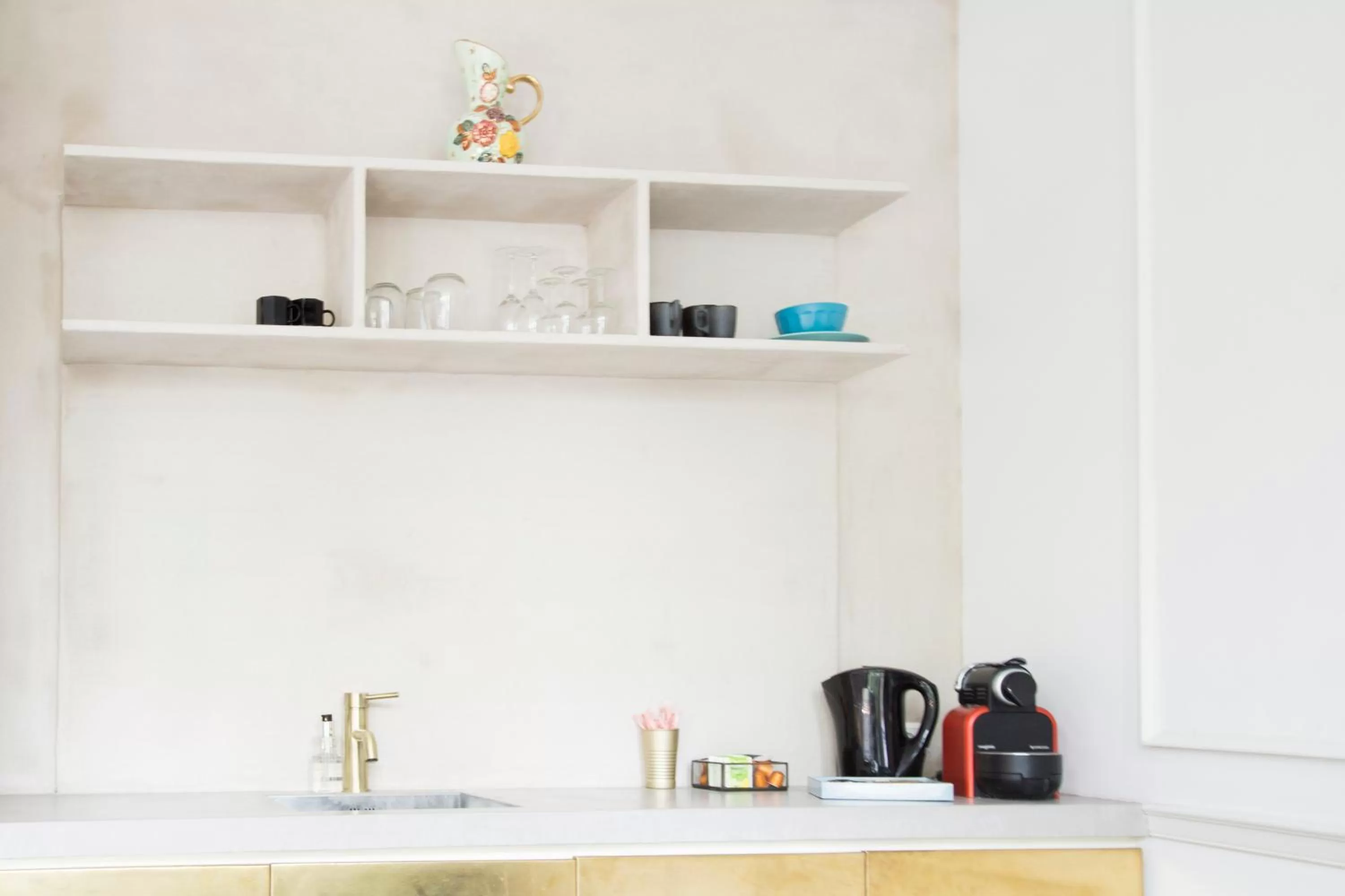 Kitchen or kitchenette in House of Amstel