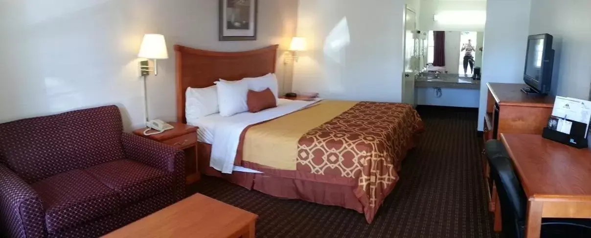 Photo of the whole room, Bed in Americas Best Value Inn Bowie Photo of the whole room, Bed in Americas Best Value Inn Bowie