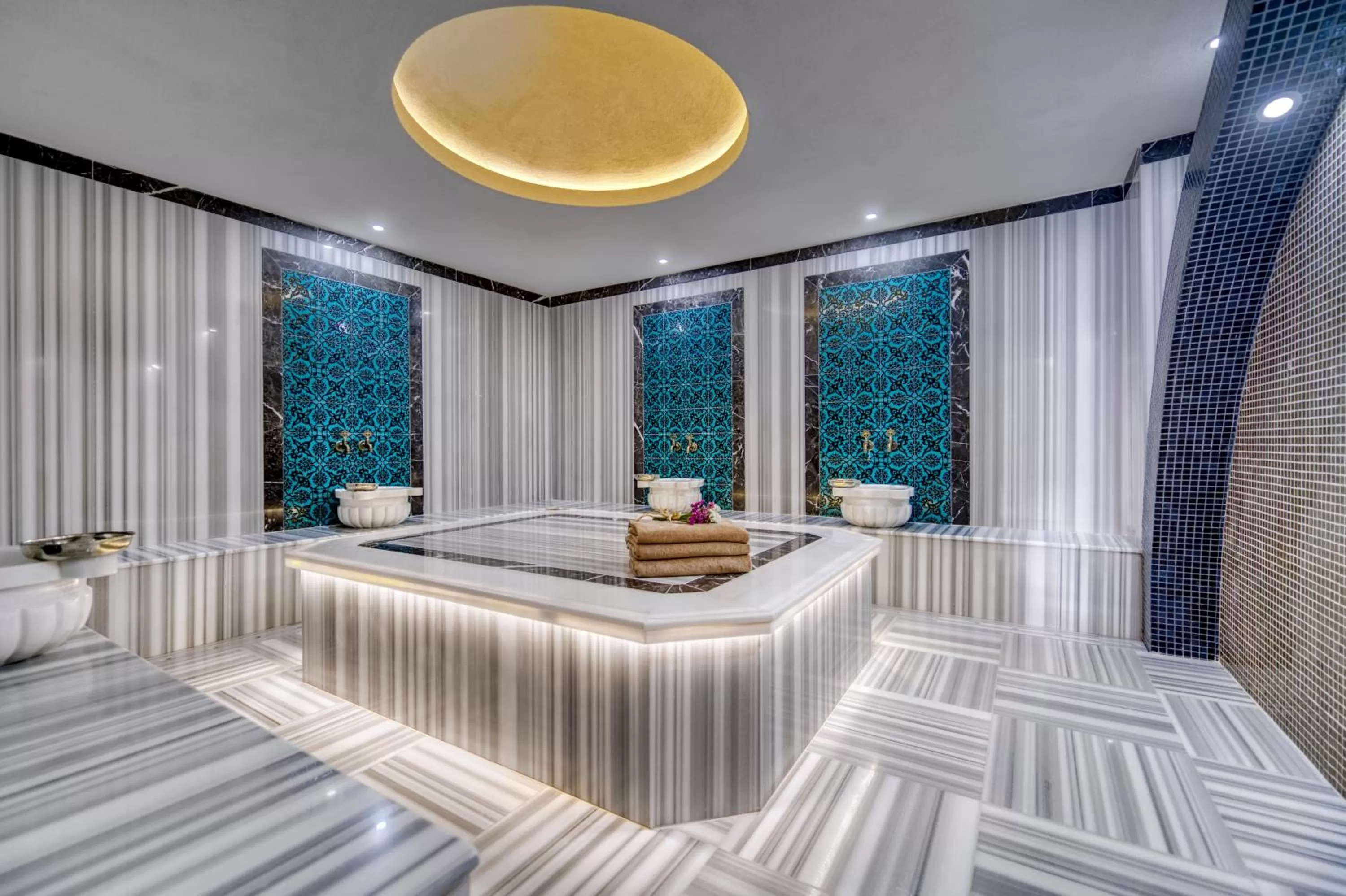 Spa and wellness centre/facilities in Sealife Lounge - Adult only