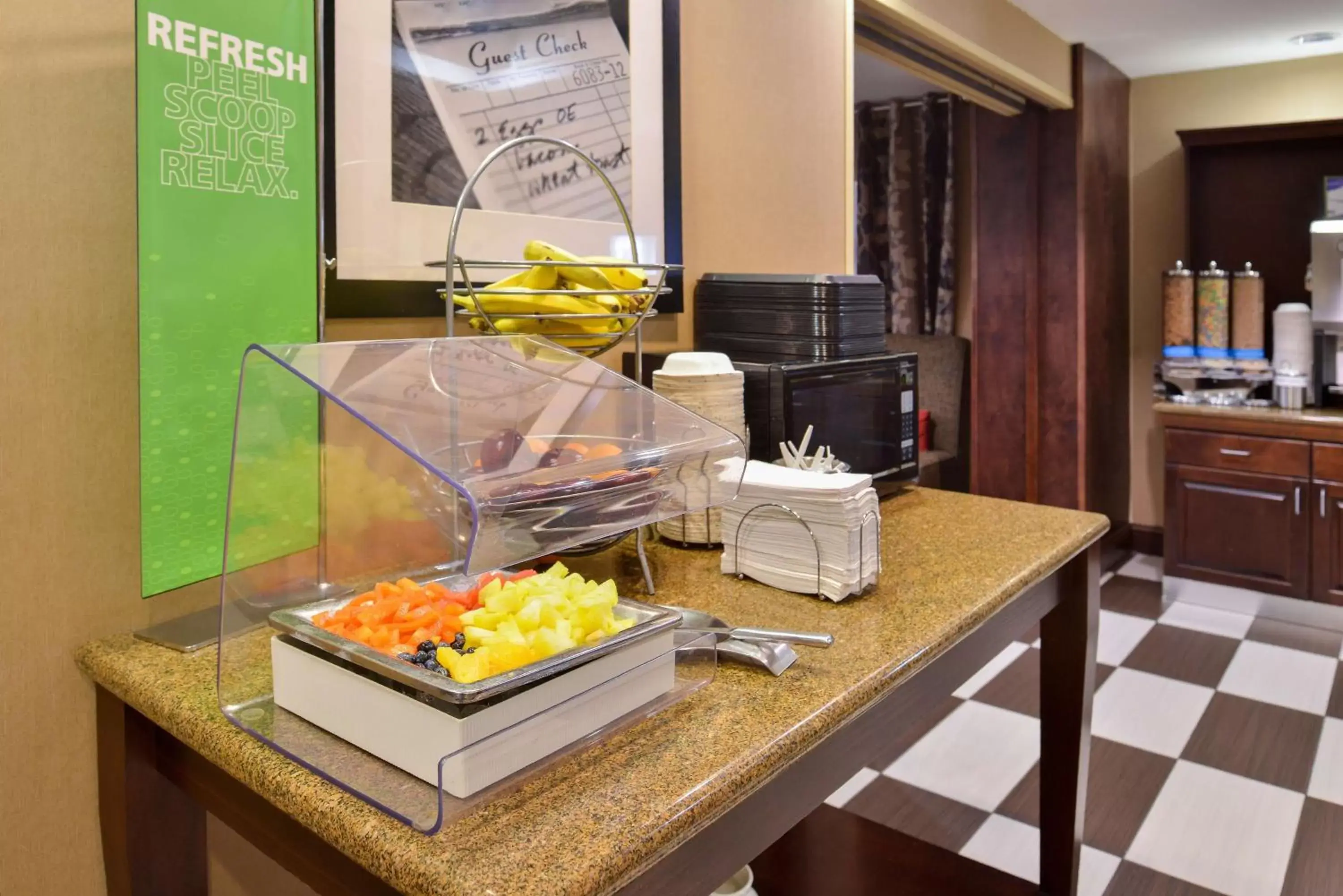 Breakfast in Hampton Inn Statesville Breakfast in Hampton Inn Statesville