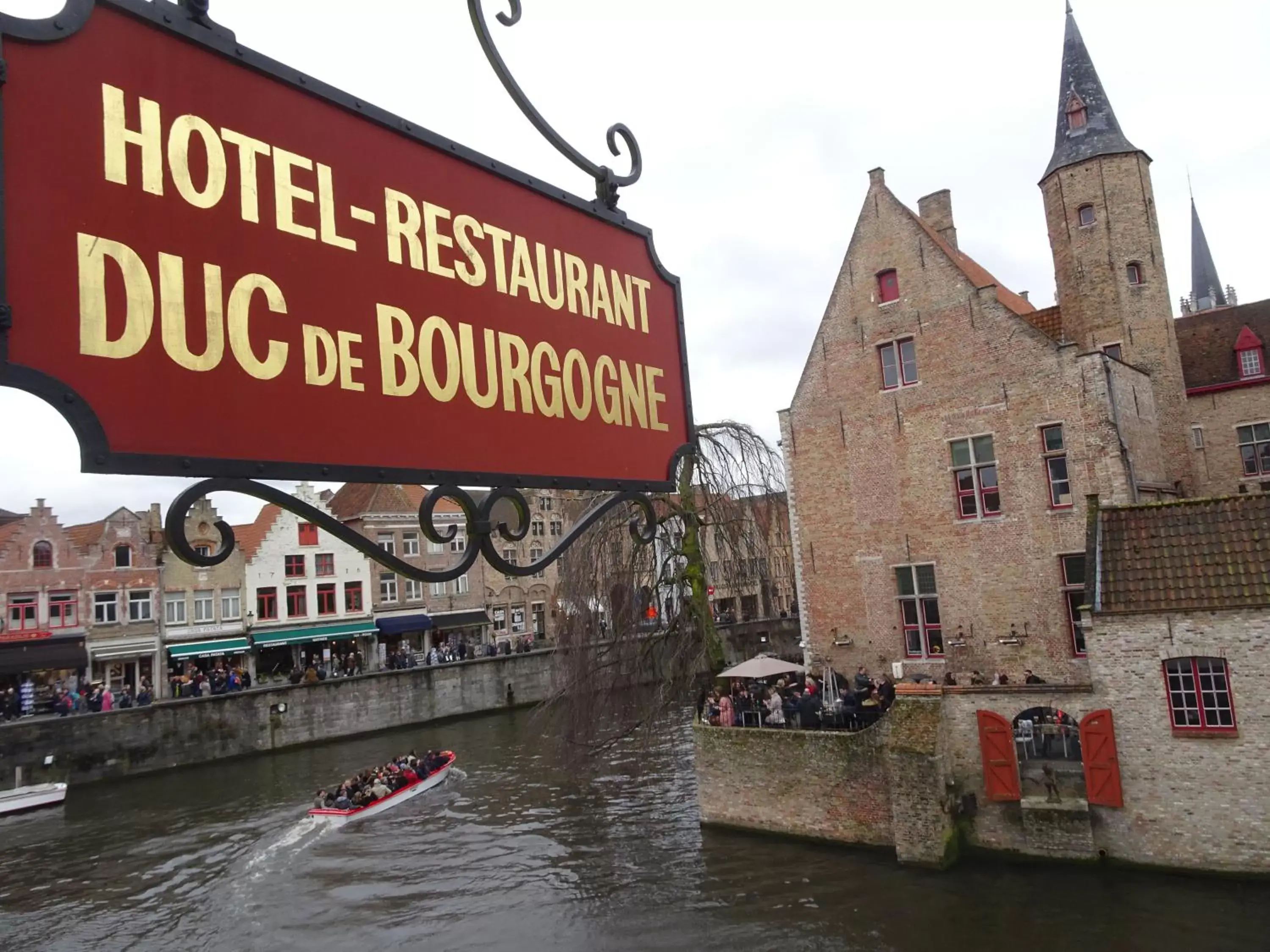 Nearby landmark in Hotel Duc De Bourgogne