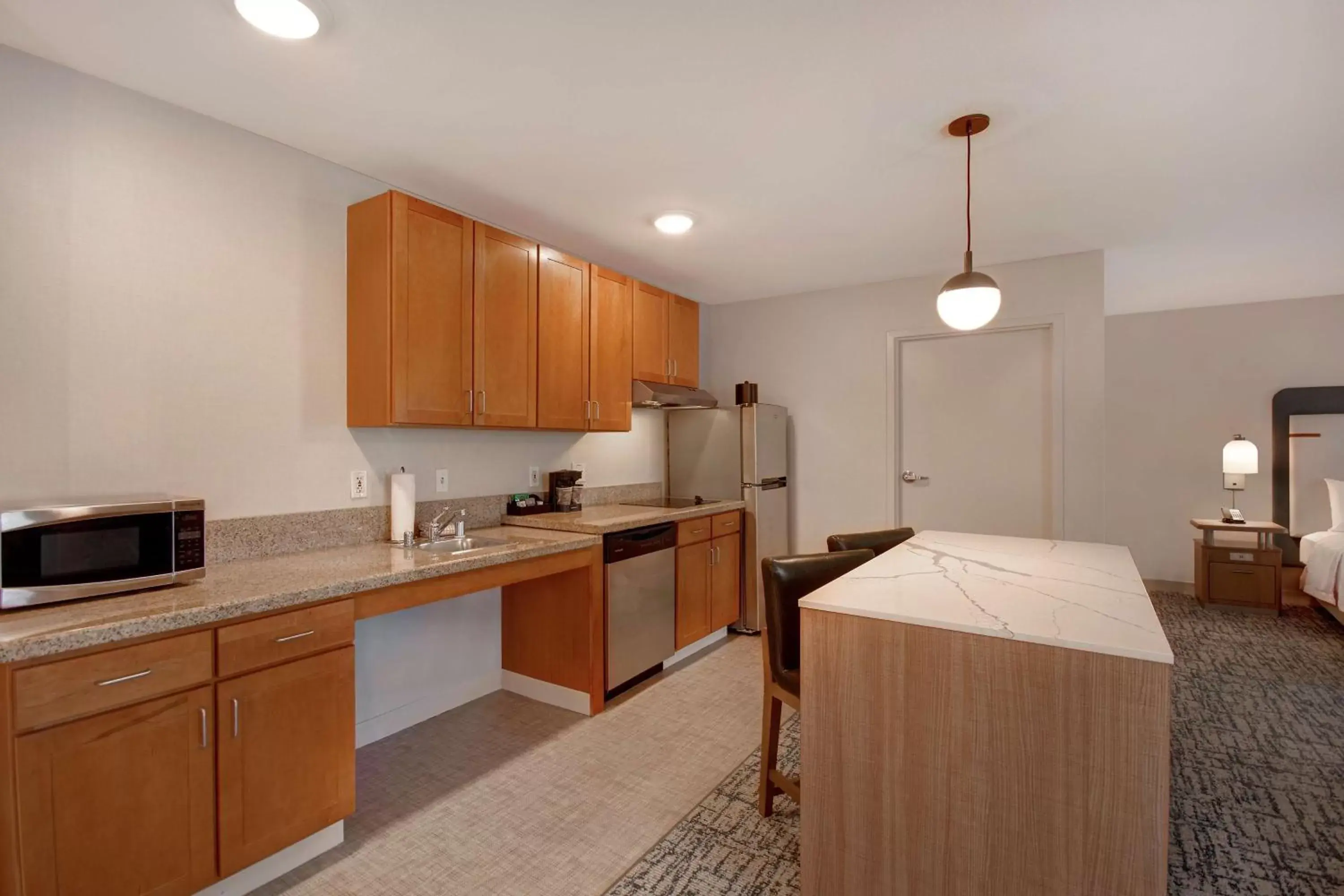 Kitchen or kitchenette, Kitchen/Kitchenette in Homewood Suites by Hilton San Francisco Airport North California
