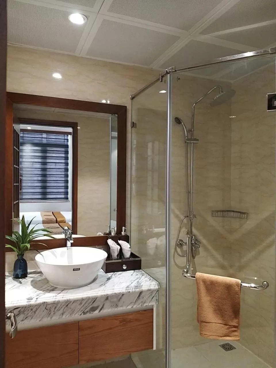 Bathroom in Samatha Hotel Bai Chay, Ha Long