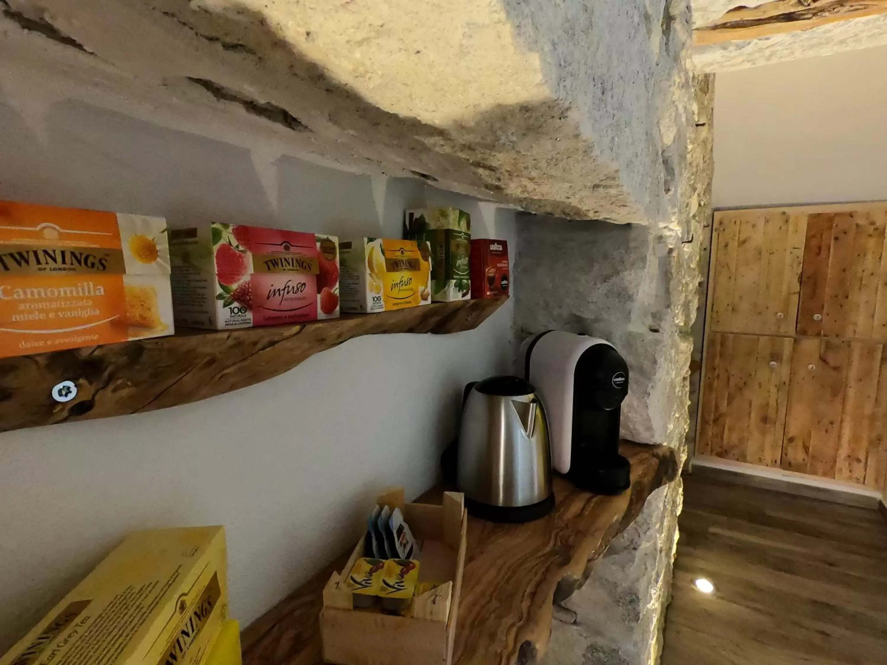 Coffee/tea facilities in B&B François le cordonnier maison de charme
