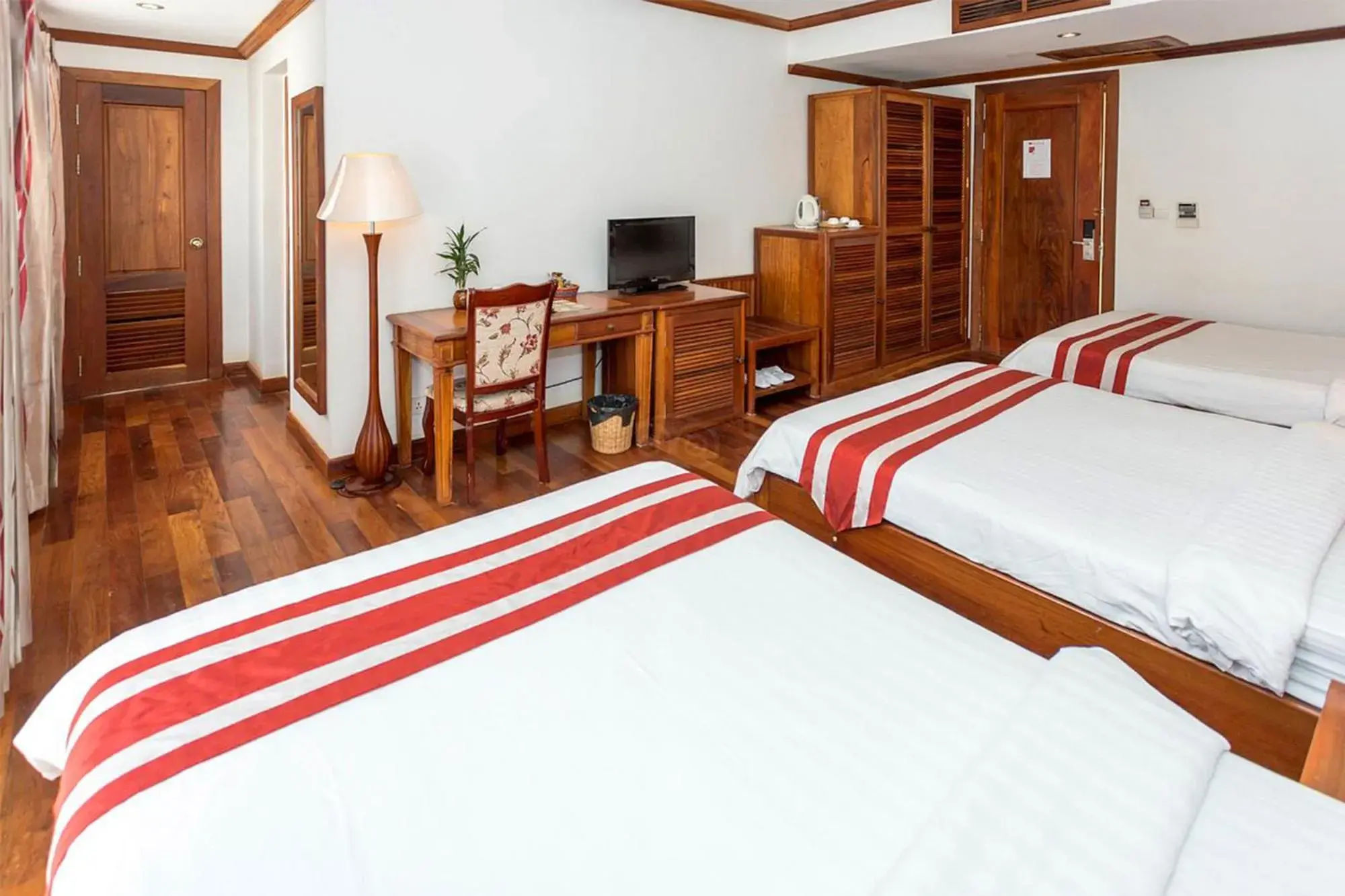 View (from property/room), Bed in Cheathata CTA Hotel Siem Reap View (from property/room), Bed in Cheathata CTA Hotel Siem Reap