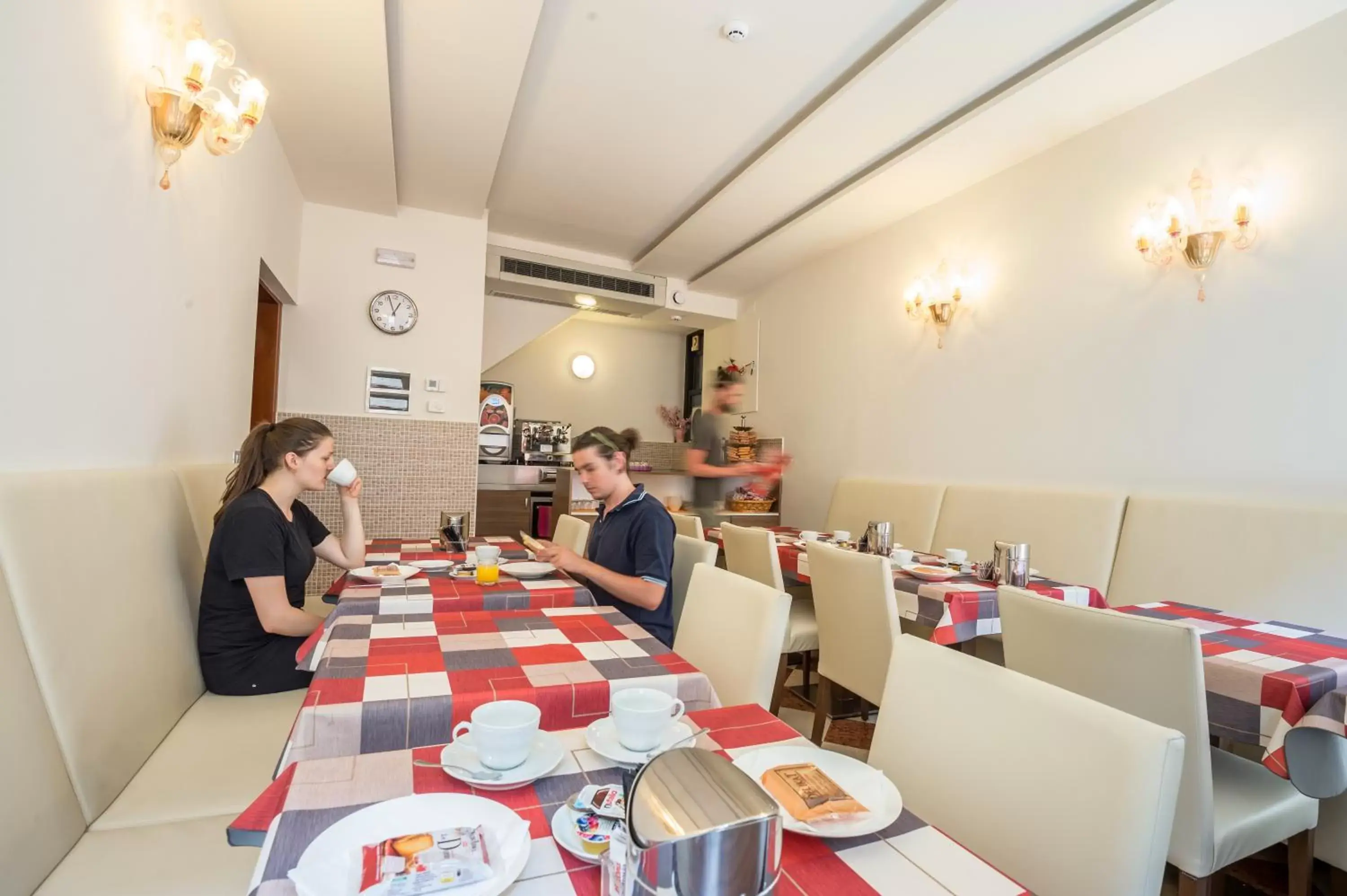 Food and drinks, Restaurant/Places to Eat in Hotel Il Moro di Venezia