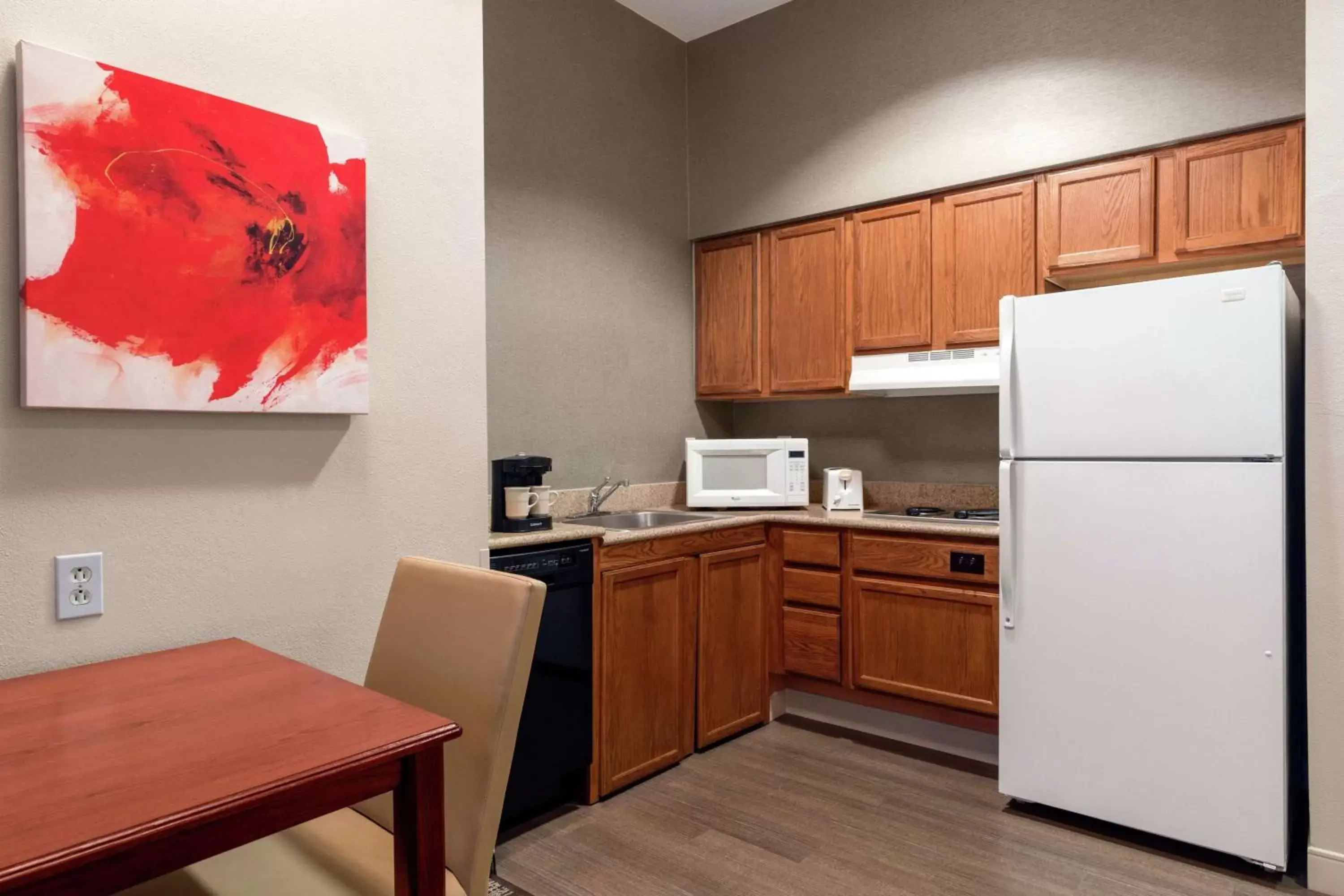 Kitchen or kitchenette, Kitchen/Kitchenette in Homewood Suites by Hilton Providence-Warwick