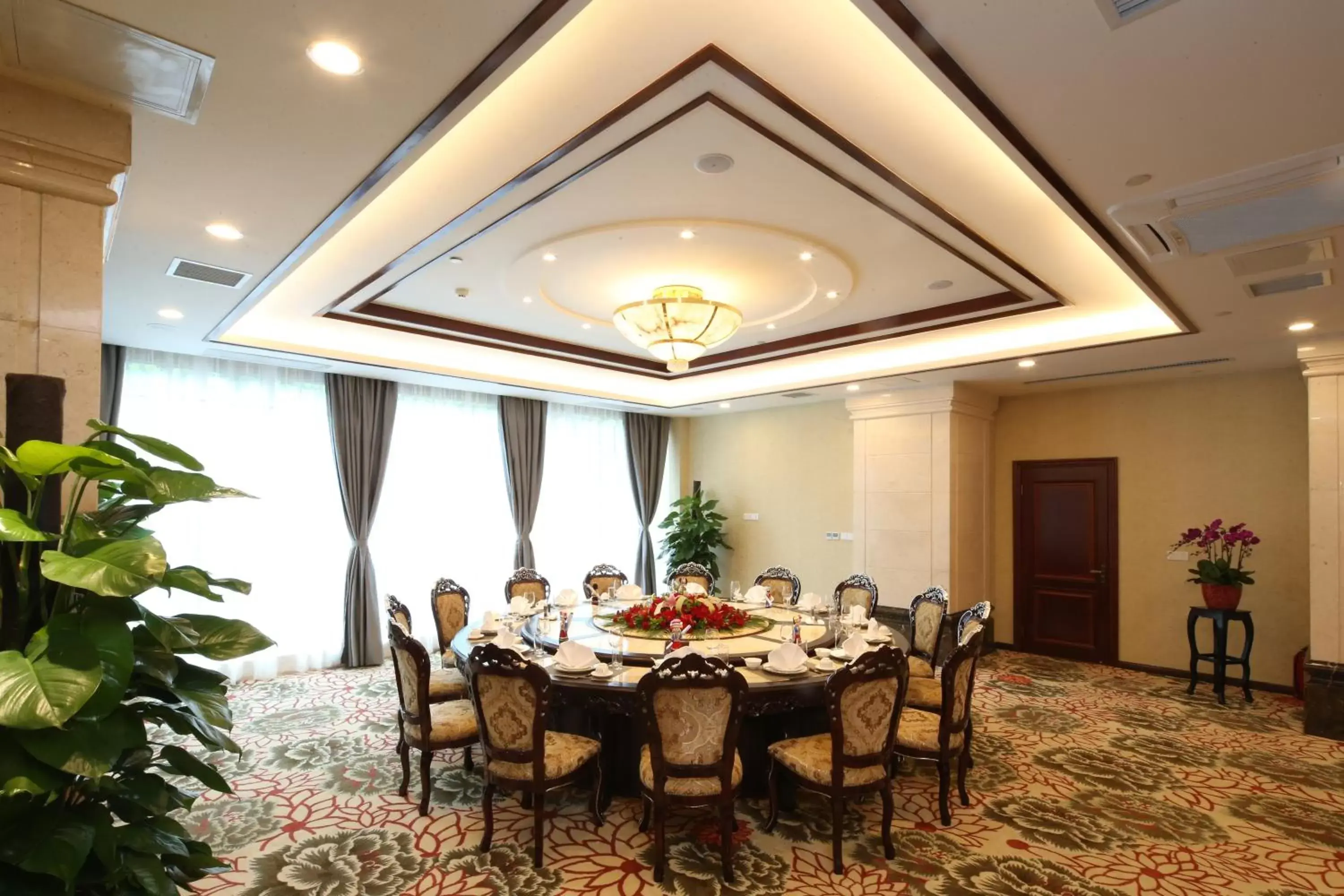 Restaurant/Places to Eat in Sheraton Guilin Hotel