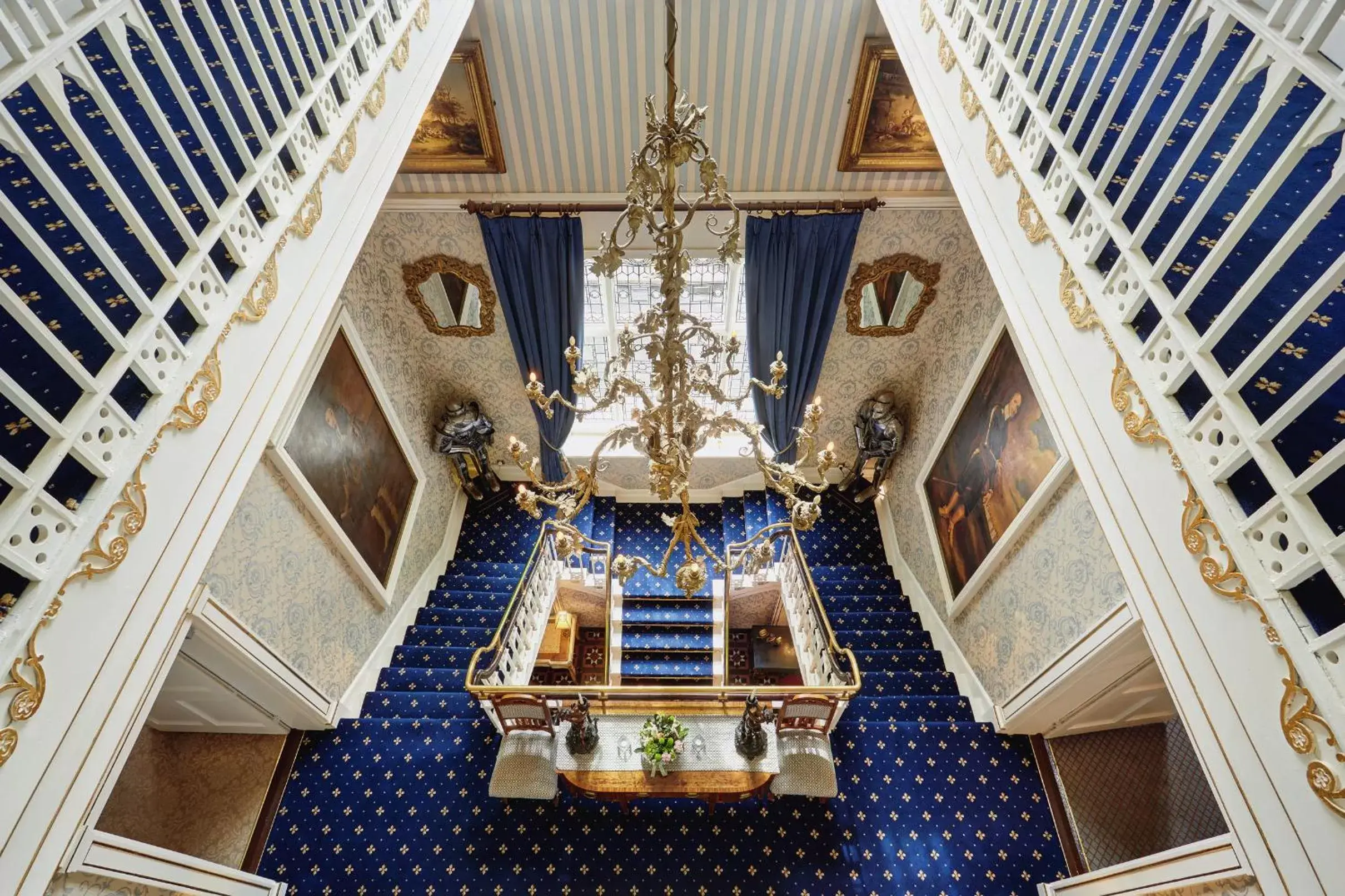 Lobby or reception in Cabra Castle Hotel