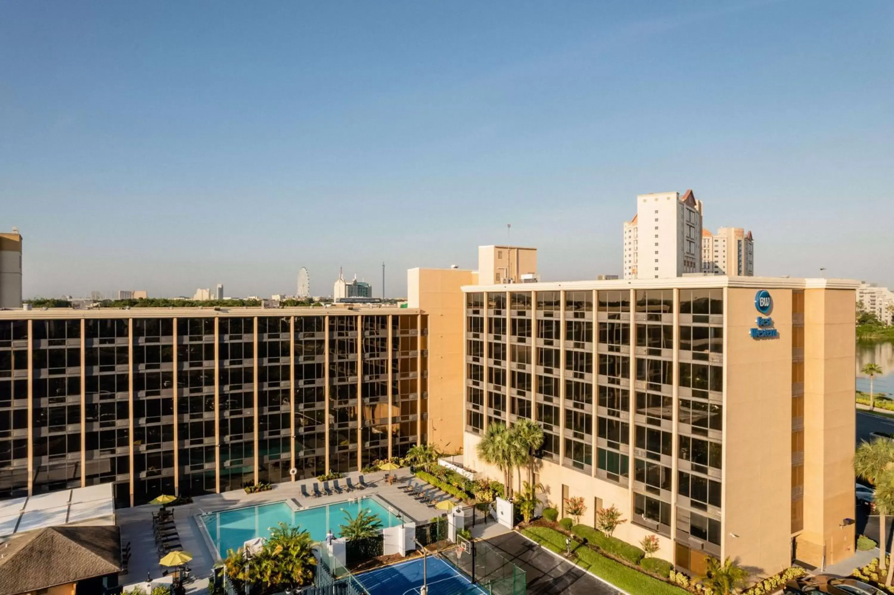 Property building, Pool View in Best Western Orlando Gateway Hotel