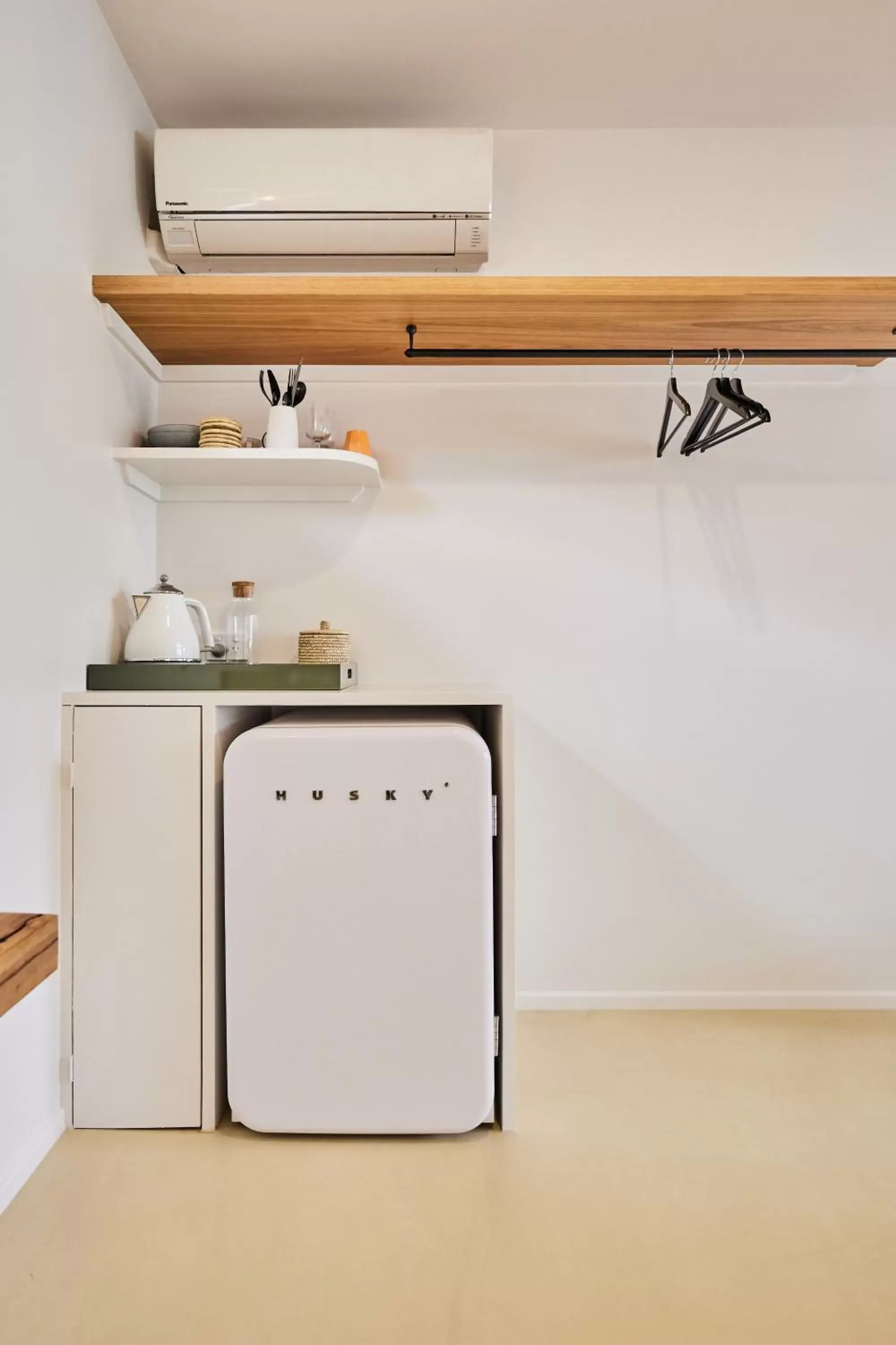 wardrobe, Bathroom in The Blue Water, Dreamtime Beach