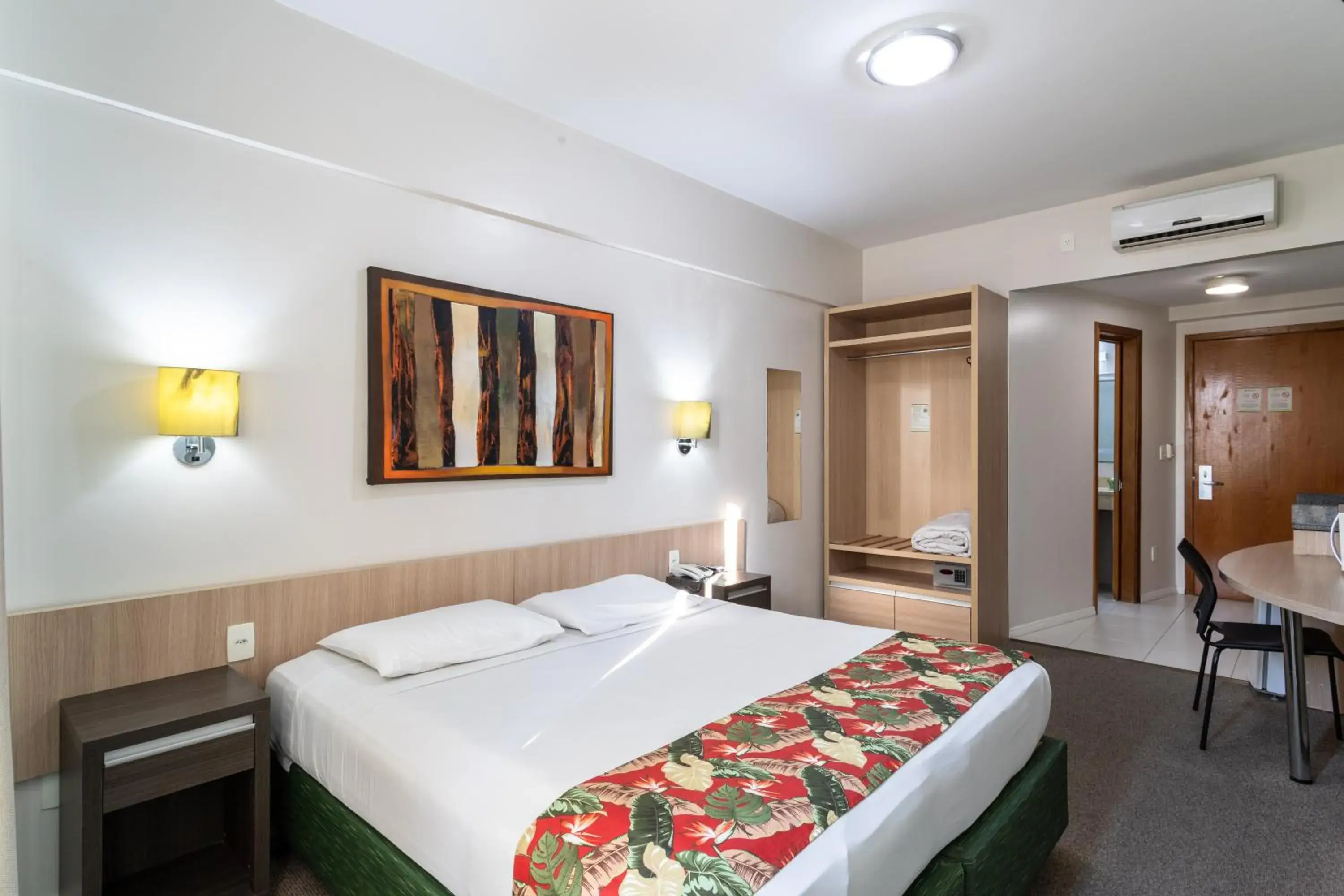 Bedroom, Bed in Eko Residence Hotel