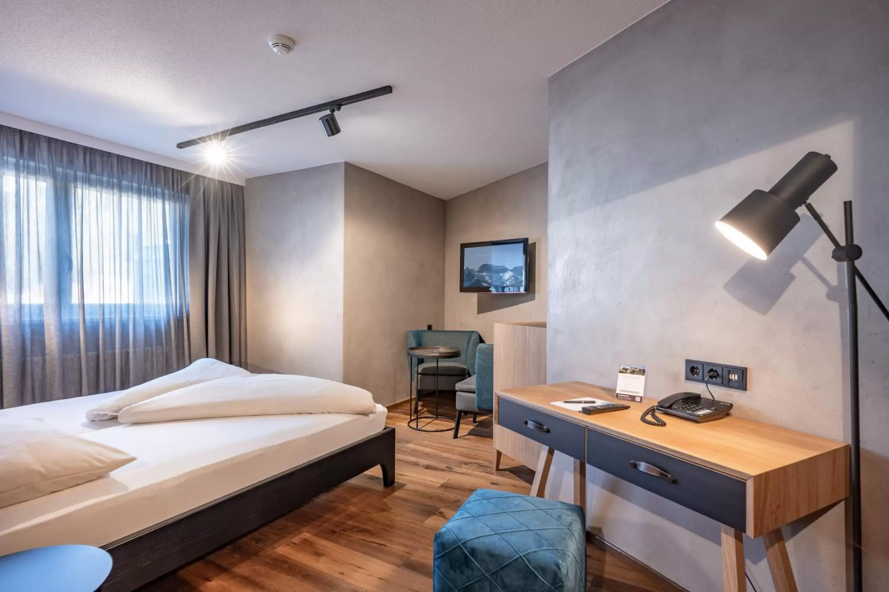 Family Room Daisy - single occupancy in Familienparadies Sporthotel Achensee - FAMILIES ONLY Family Room Daisy - single occupancy in Familienparadies Sporthotel Achensee - FAMILIES ONLY