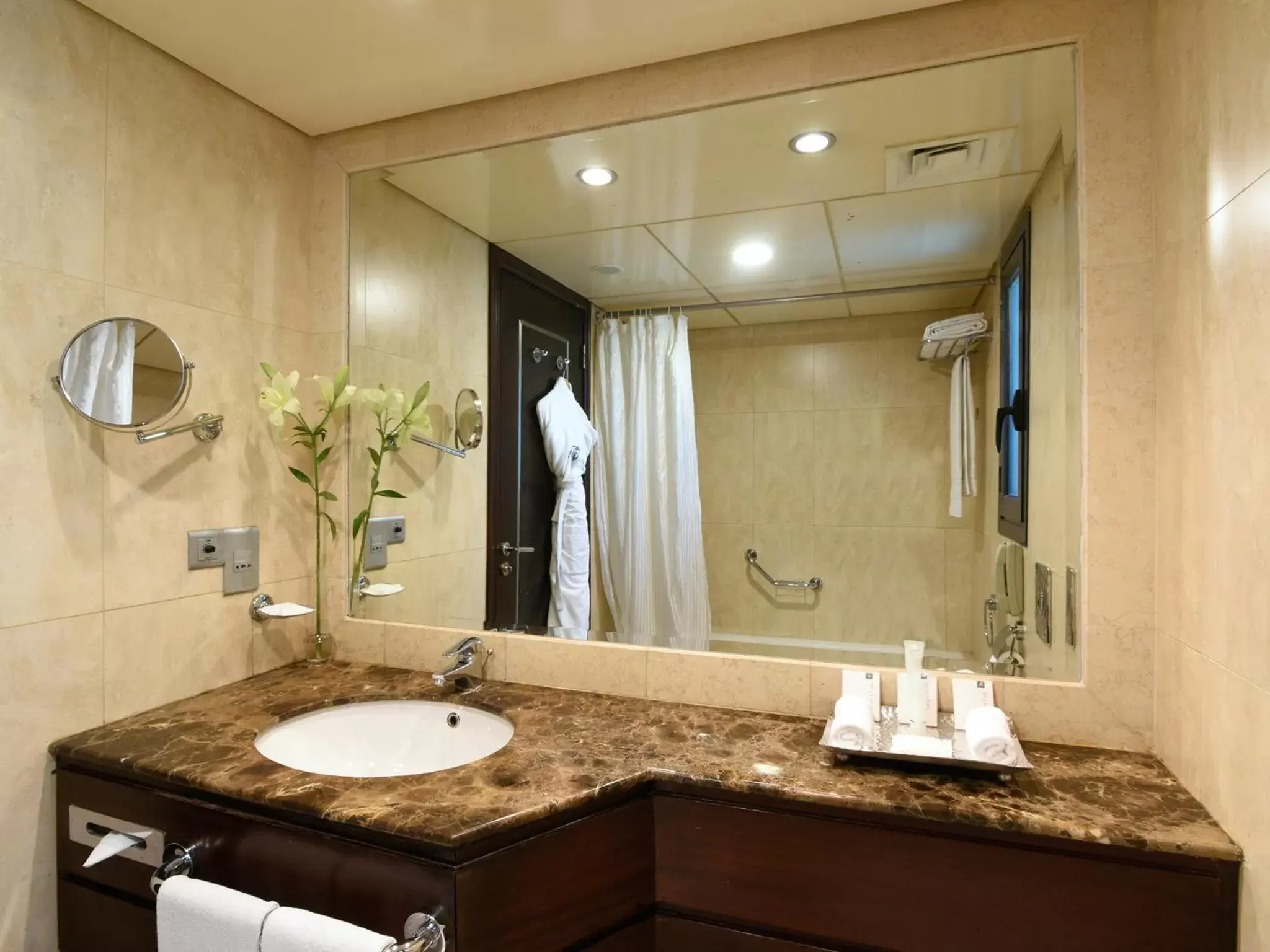 Bathroom in Raouche Arjaan by Rotana