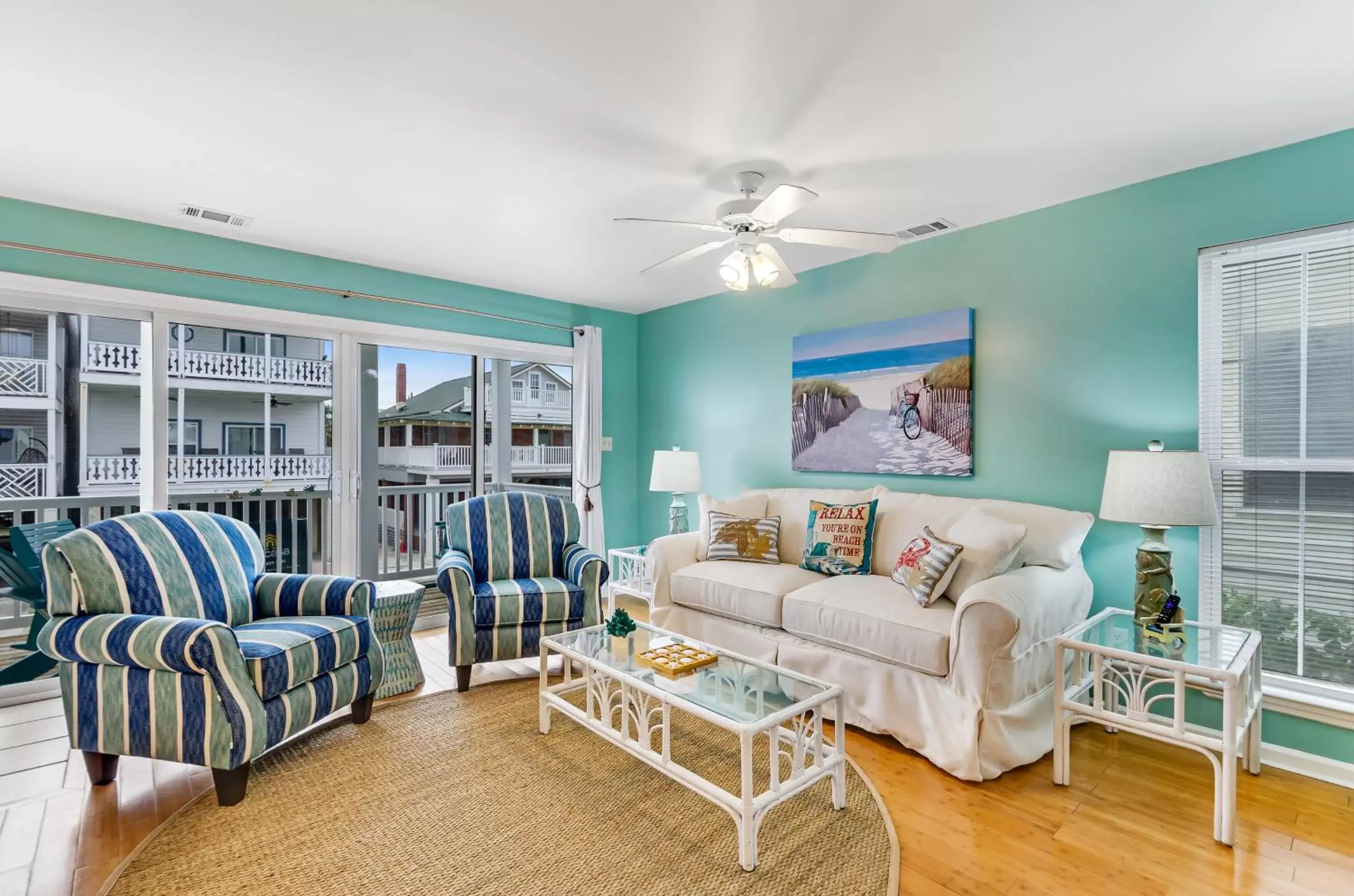 Seating Area in South Beach Views