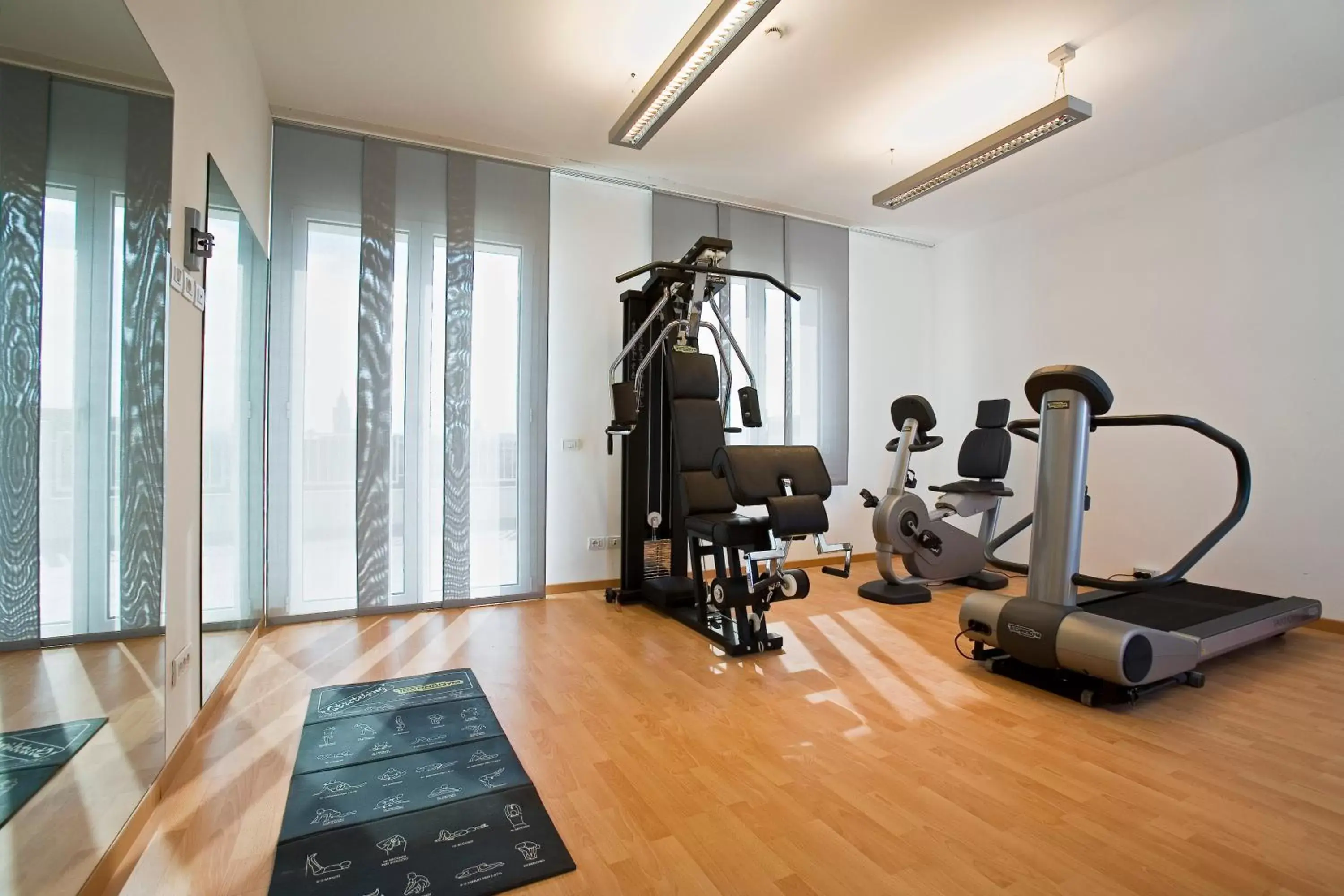 Fitness centre/facilities, Fitness Center/Facilities in Card International Hotel