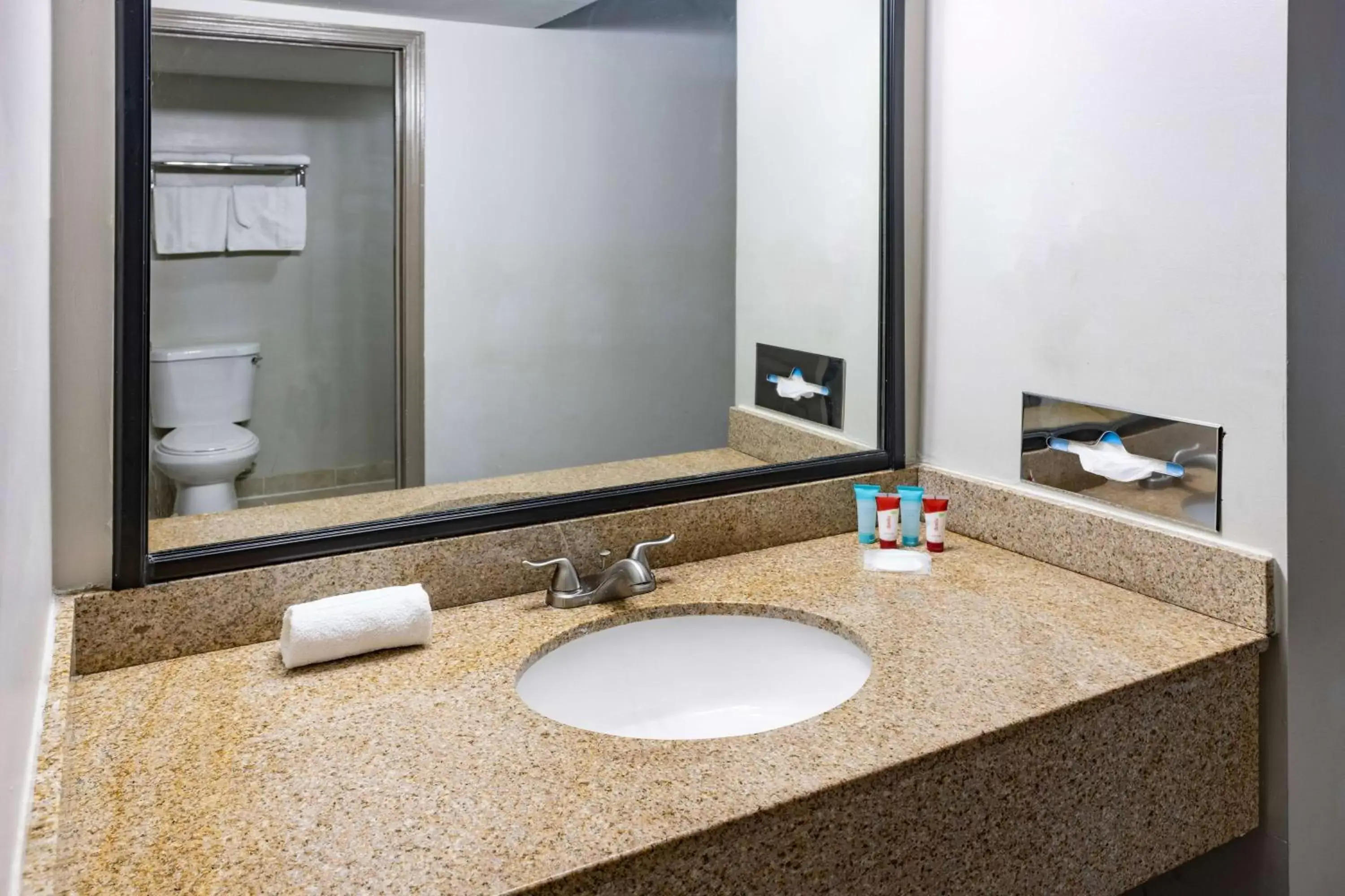 TV and multimedia, Bathroom in Days Inn by Wyndham Hartsfield Jackson Atlanta Airport West