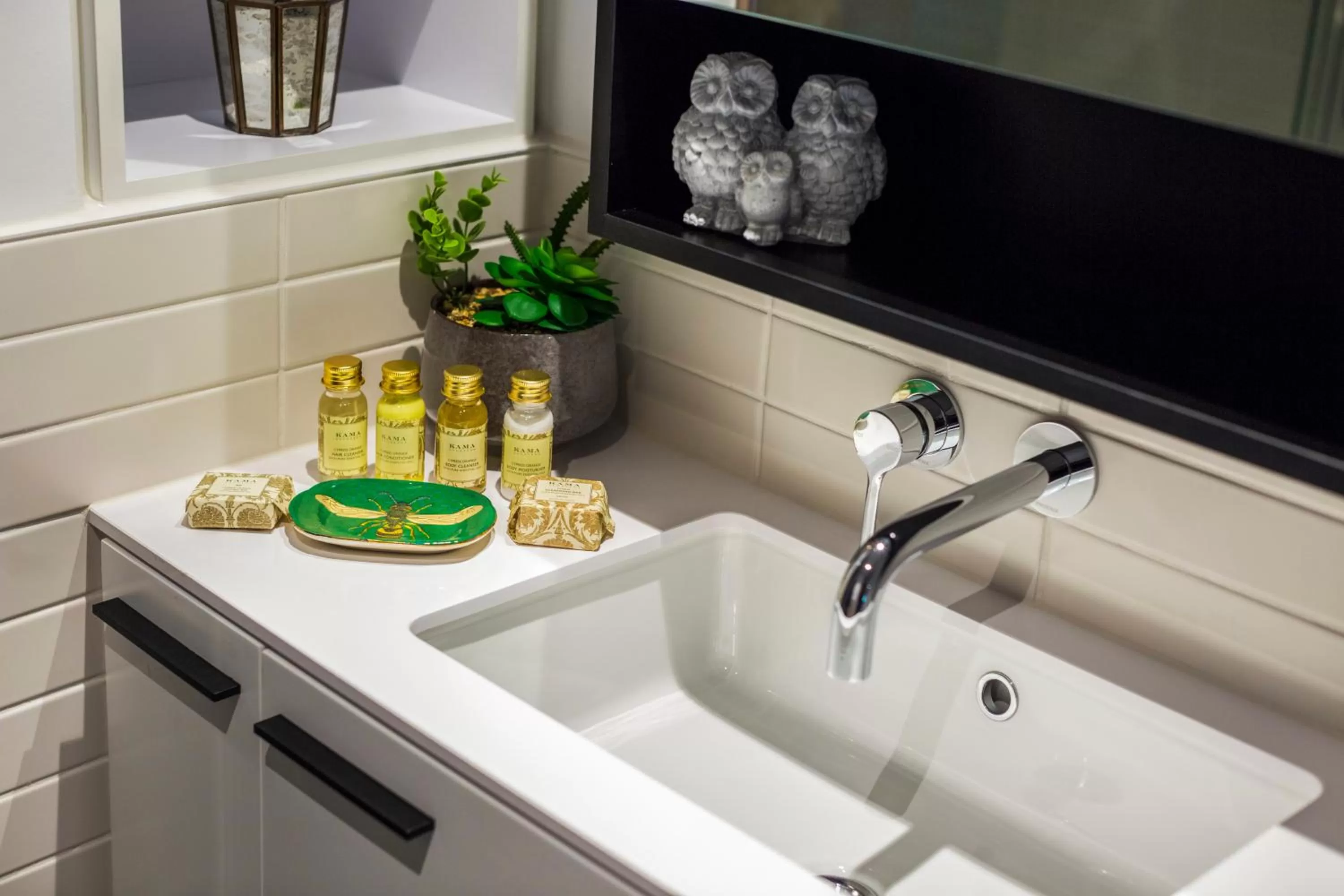 Bathroom in Quest Flemington Central