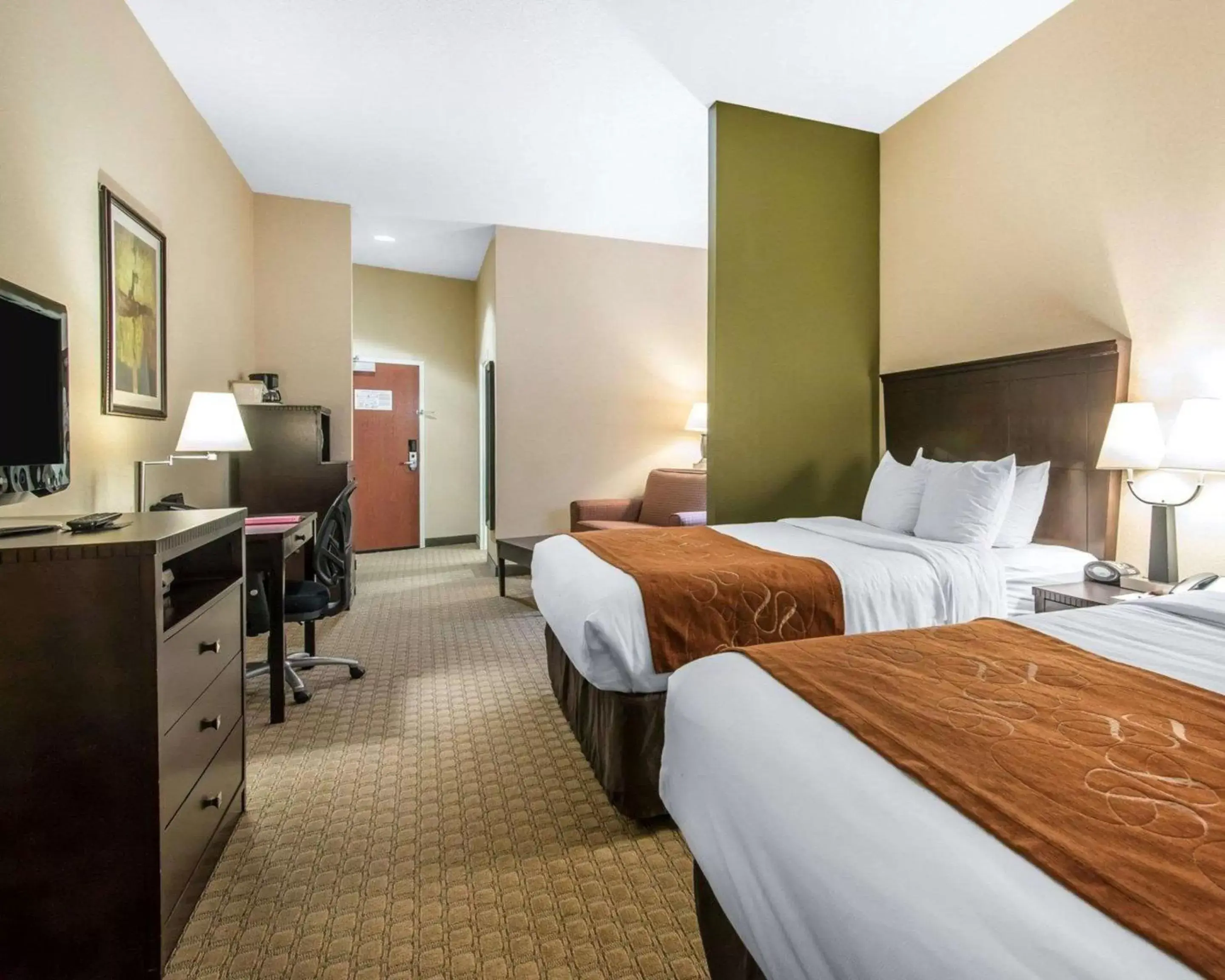 Queen Suite with Two Queen Beds - Non-Smoking in Spark by Hilton Vestal Binghamton University Area Queen Suite with Two Queen Beds - Non-Smoking in Spark by Hilton Vestal Binghamton University Area