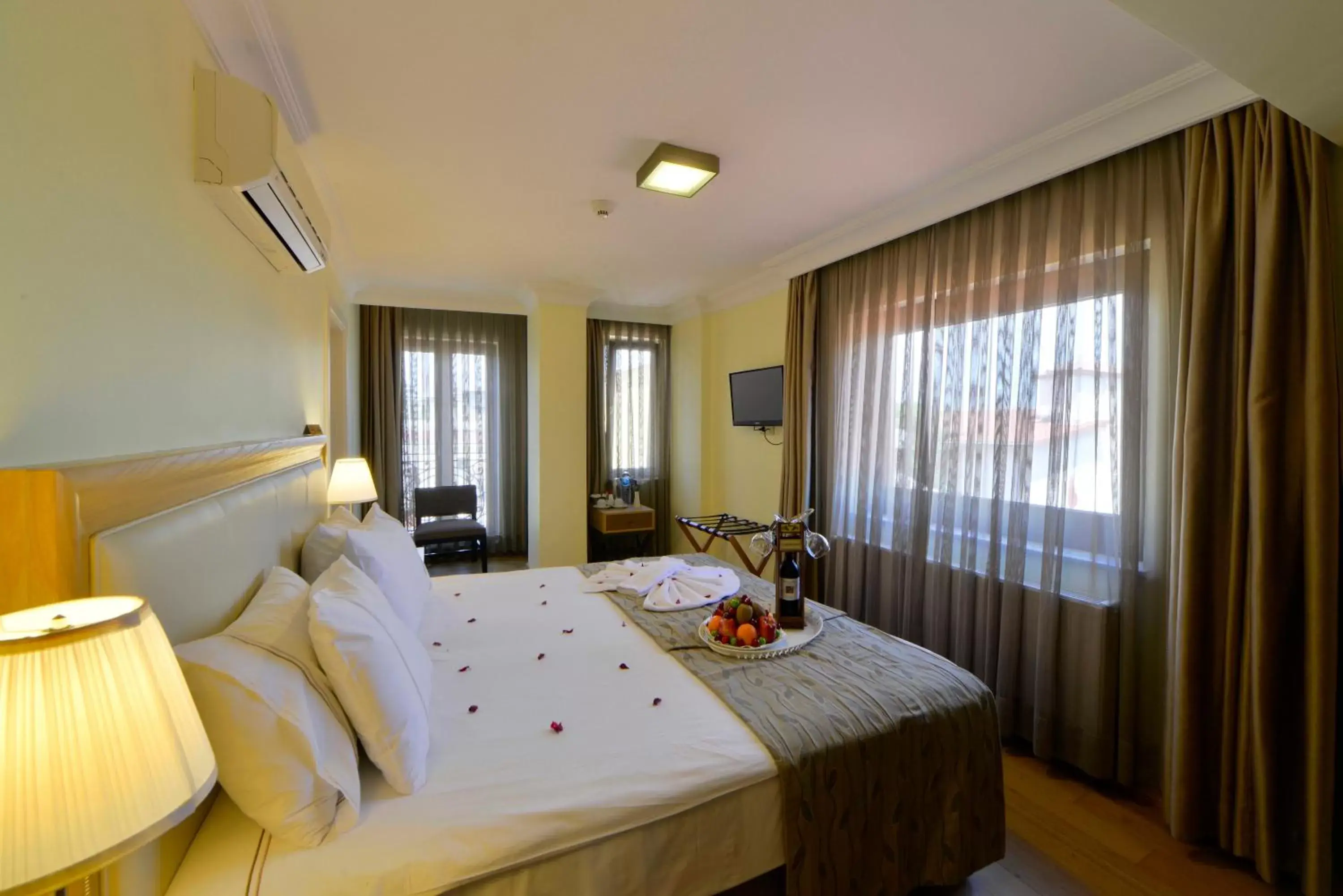 Bed in Agora Life Hotel - Special Class