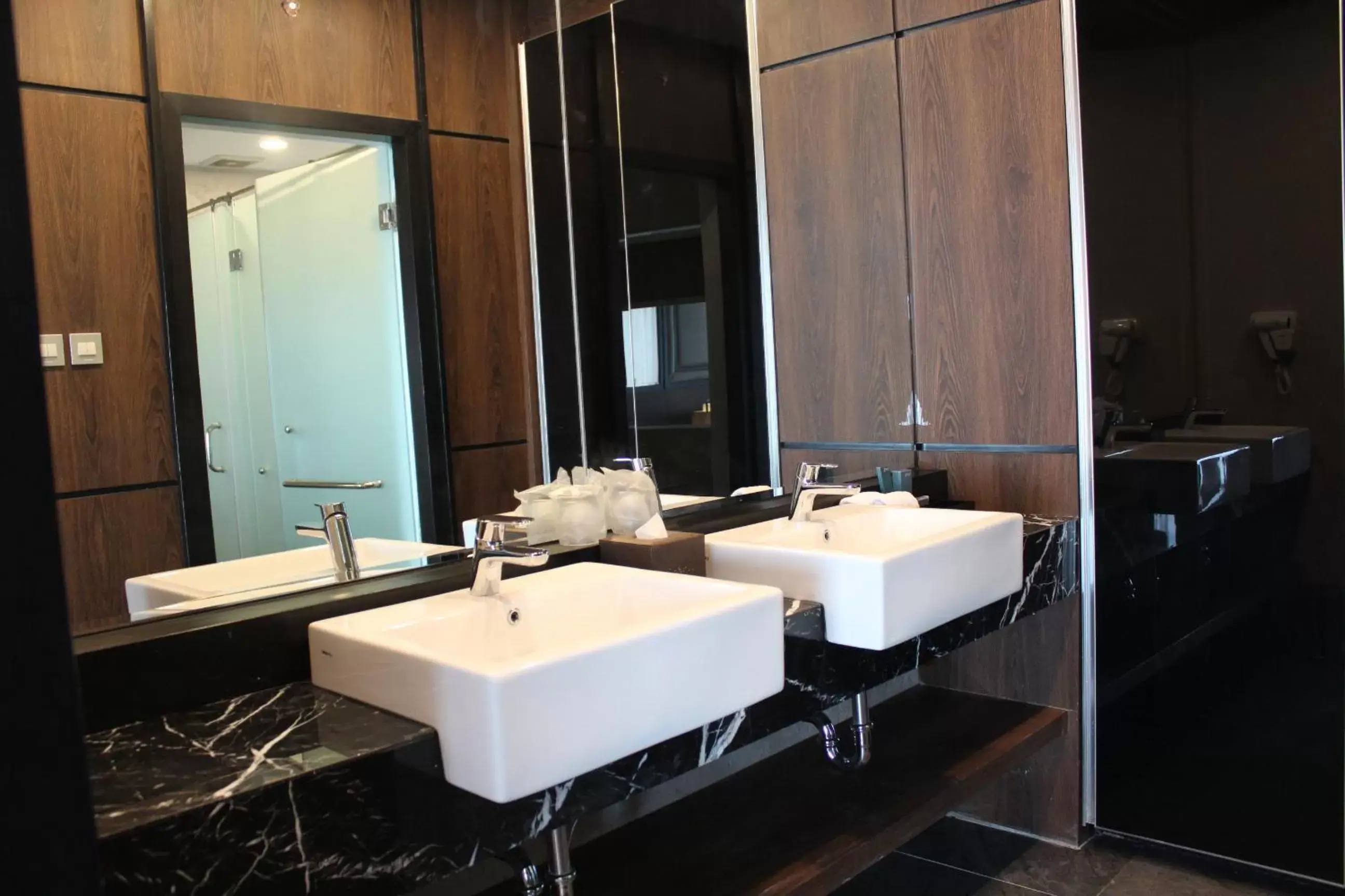 Bathroom in Shakti Hotel Bandung