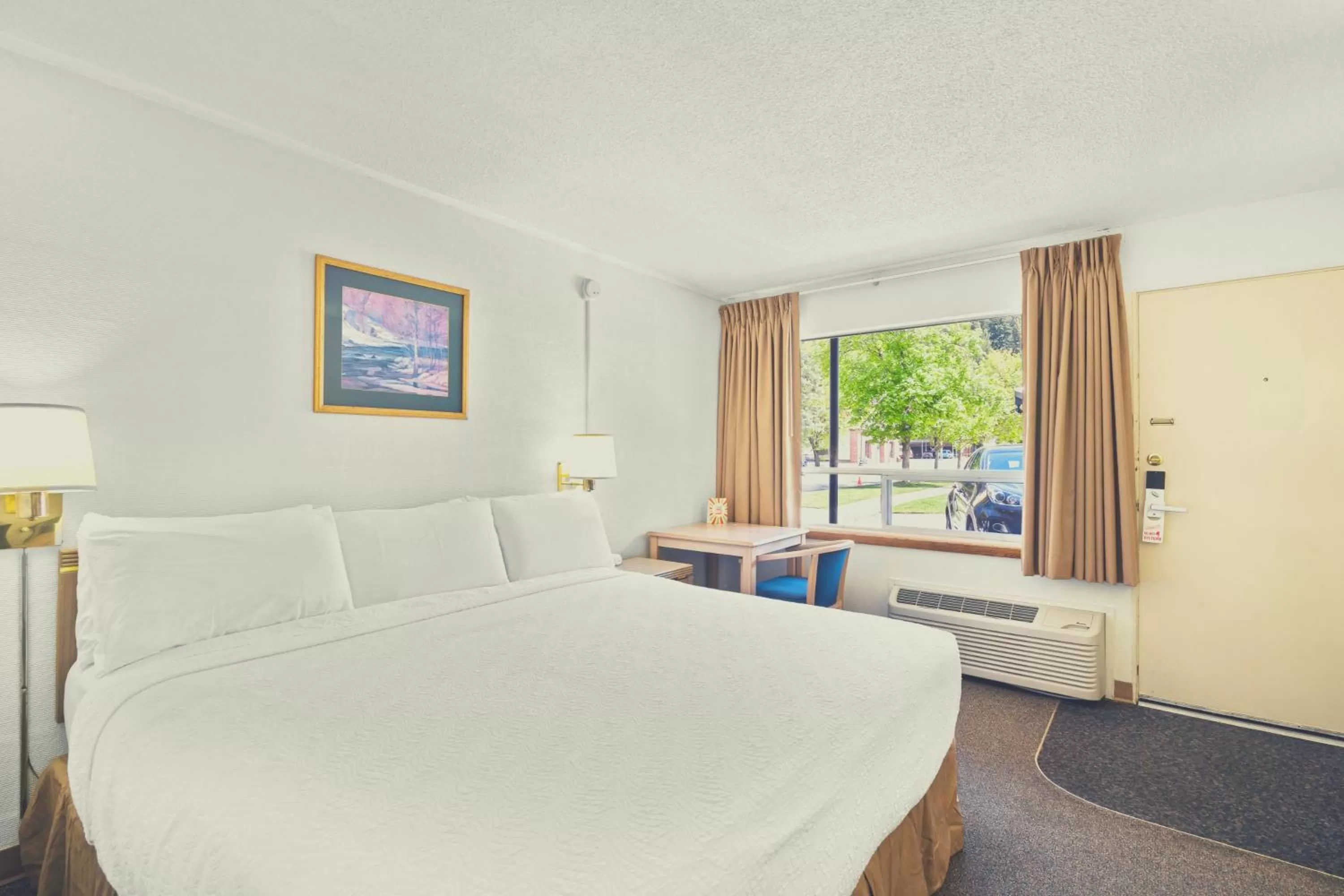 Photo of the whole room, Bed in Stardust Motel Wallace