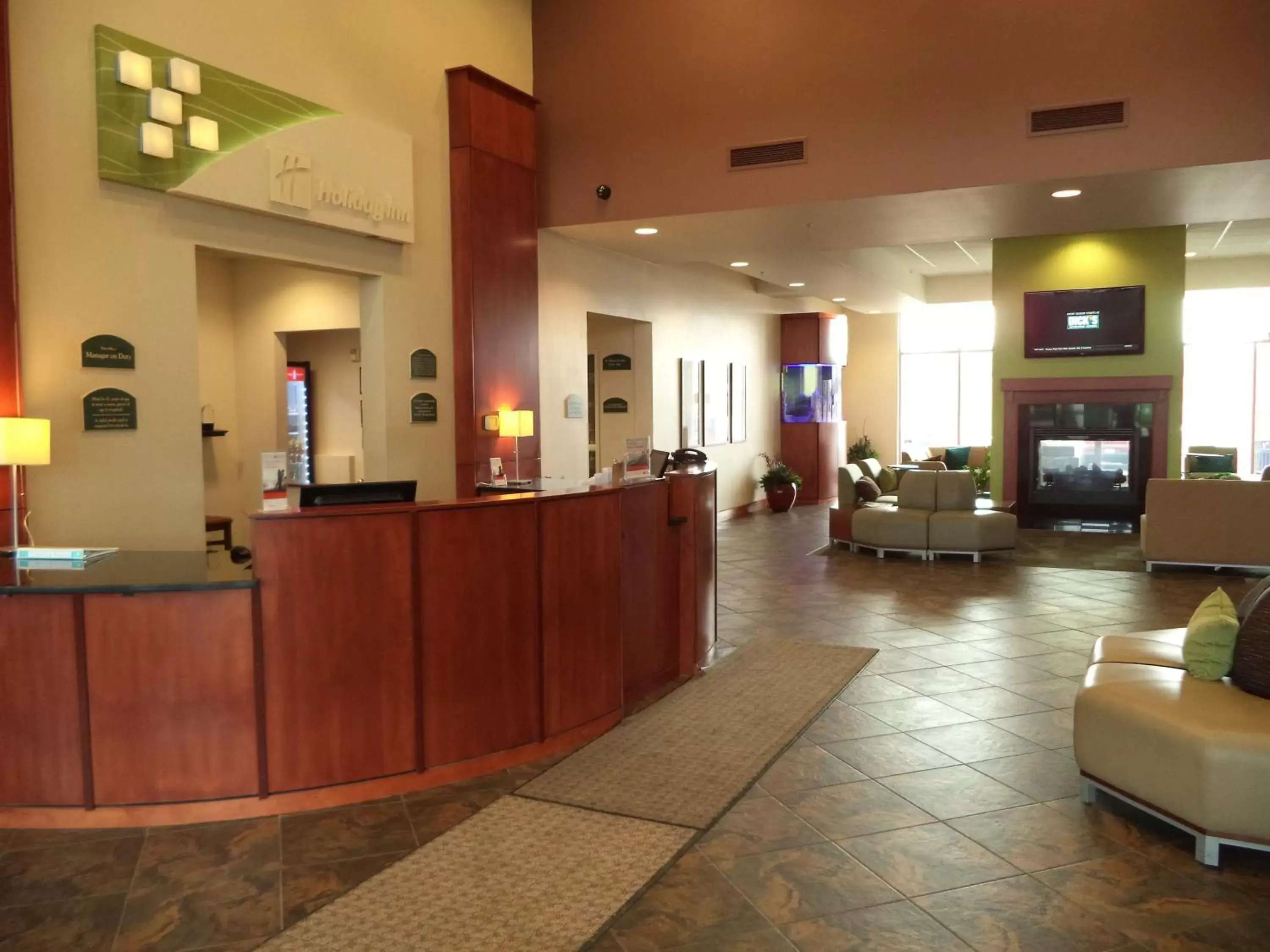 Property building, Lobby/Reception in Holiday Inn Madison at The American Center, an IHG Hotel