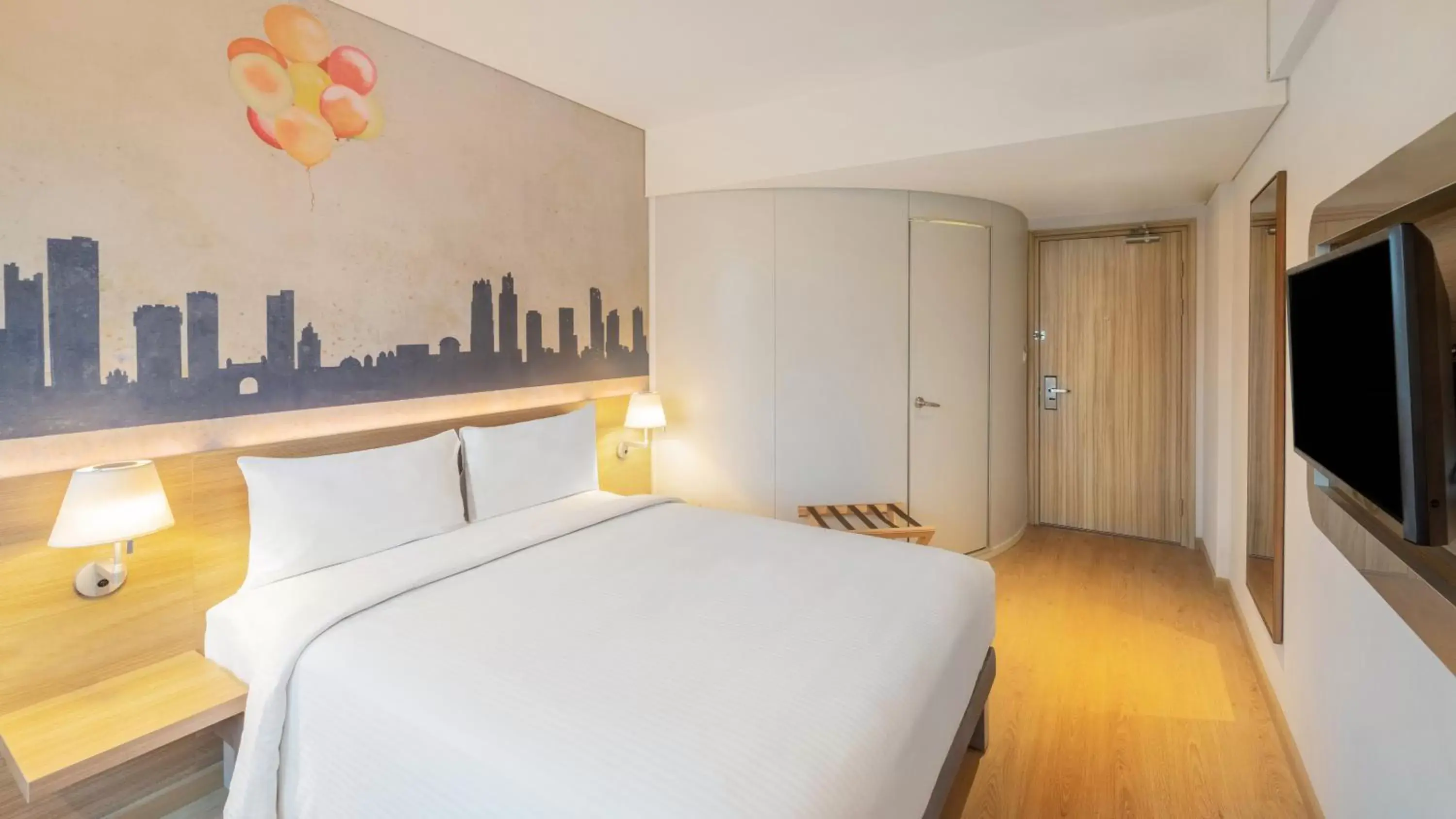 Bedroom, Bed in ibis Thane