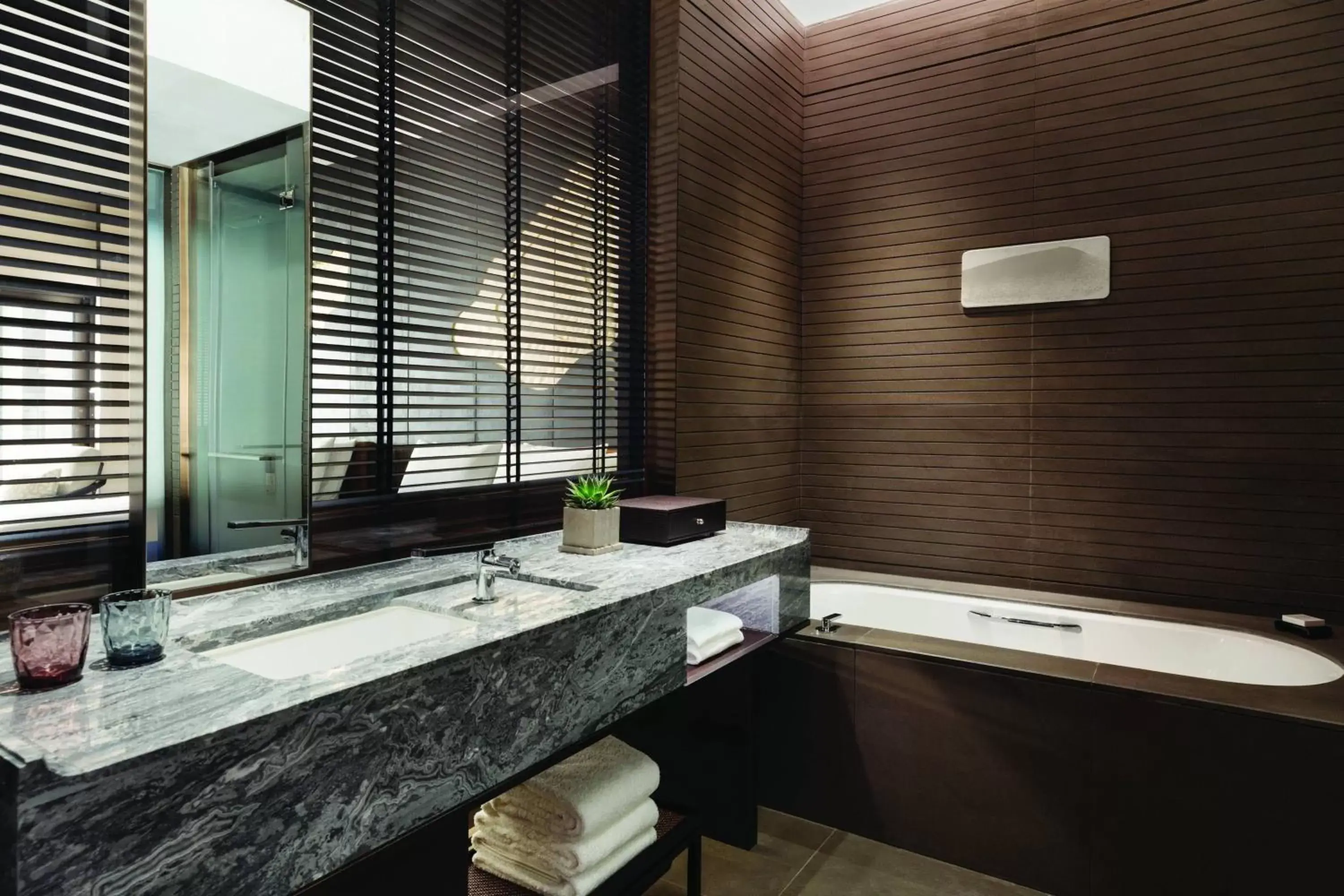 Bathroom in JW Marriott Hotel Qufu