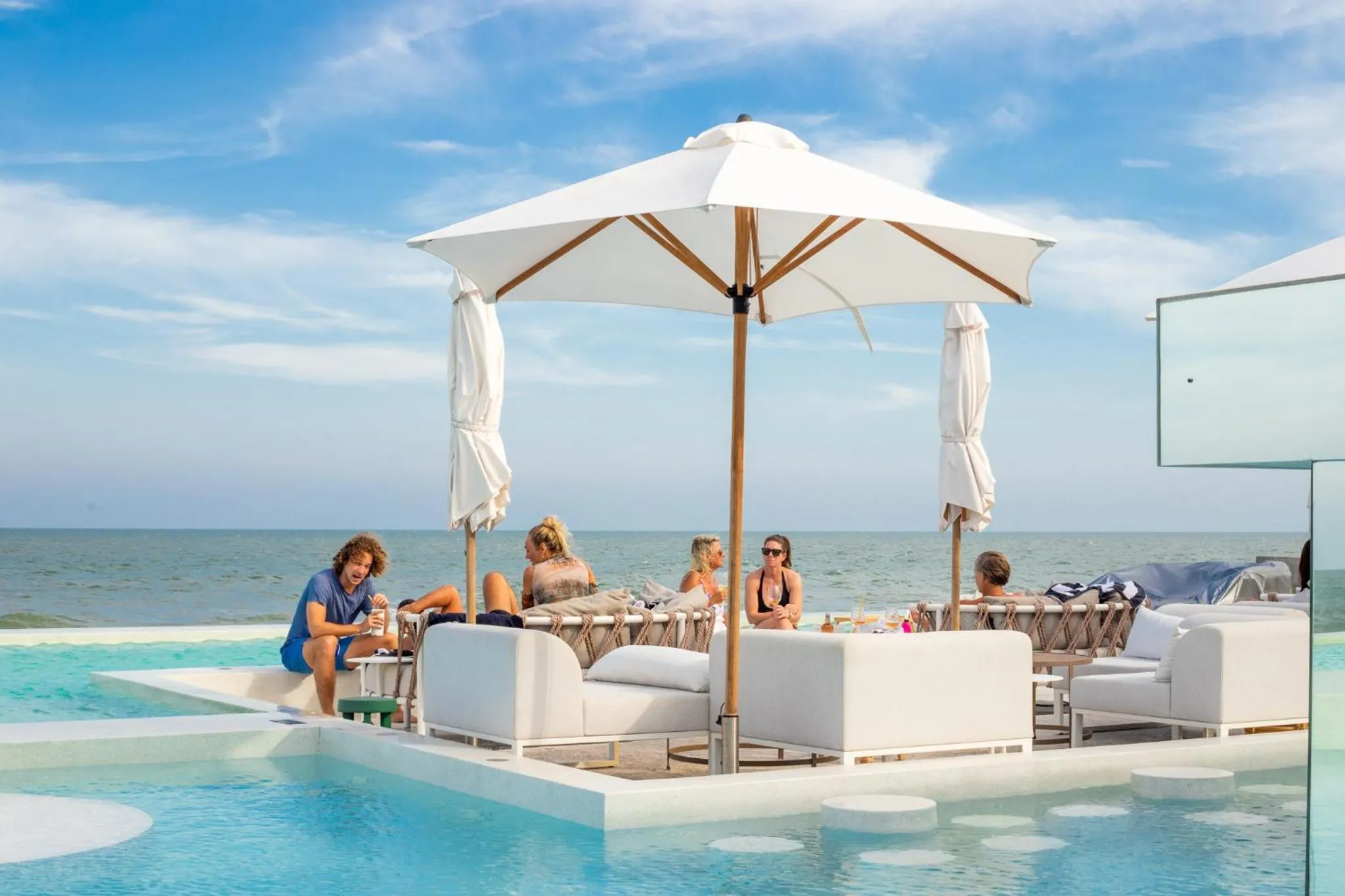 Day in Sundance Dayclub Hua Hin