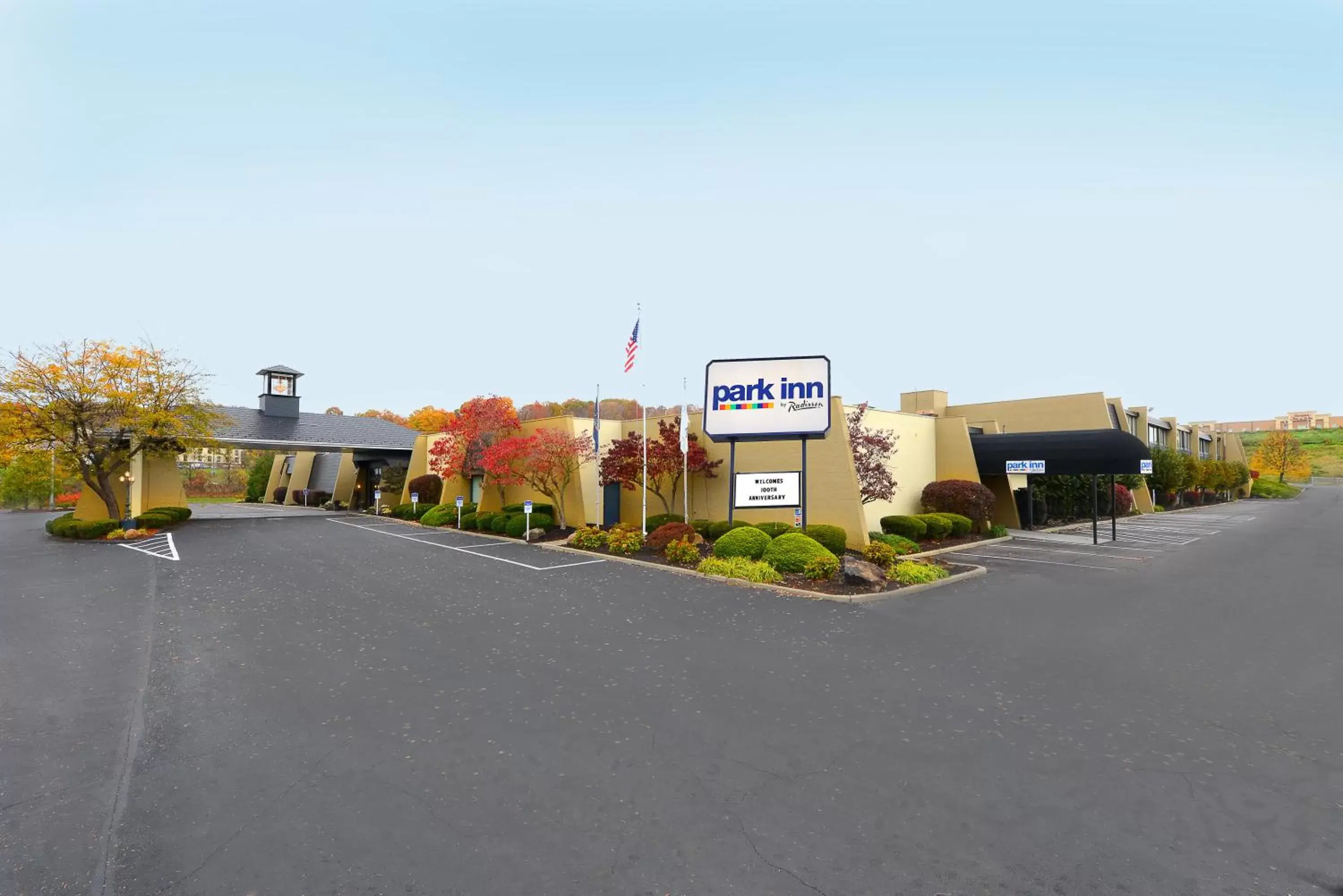 Facade/entrance in Park Inn By Radisson Sharon Facade/entrance in Park Inn By Radisson Sharon