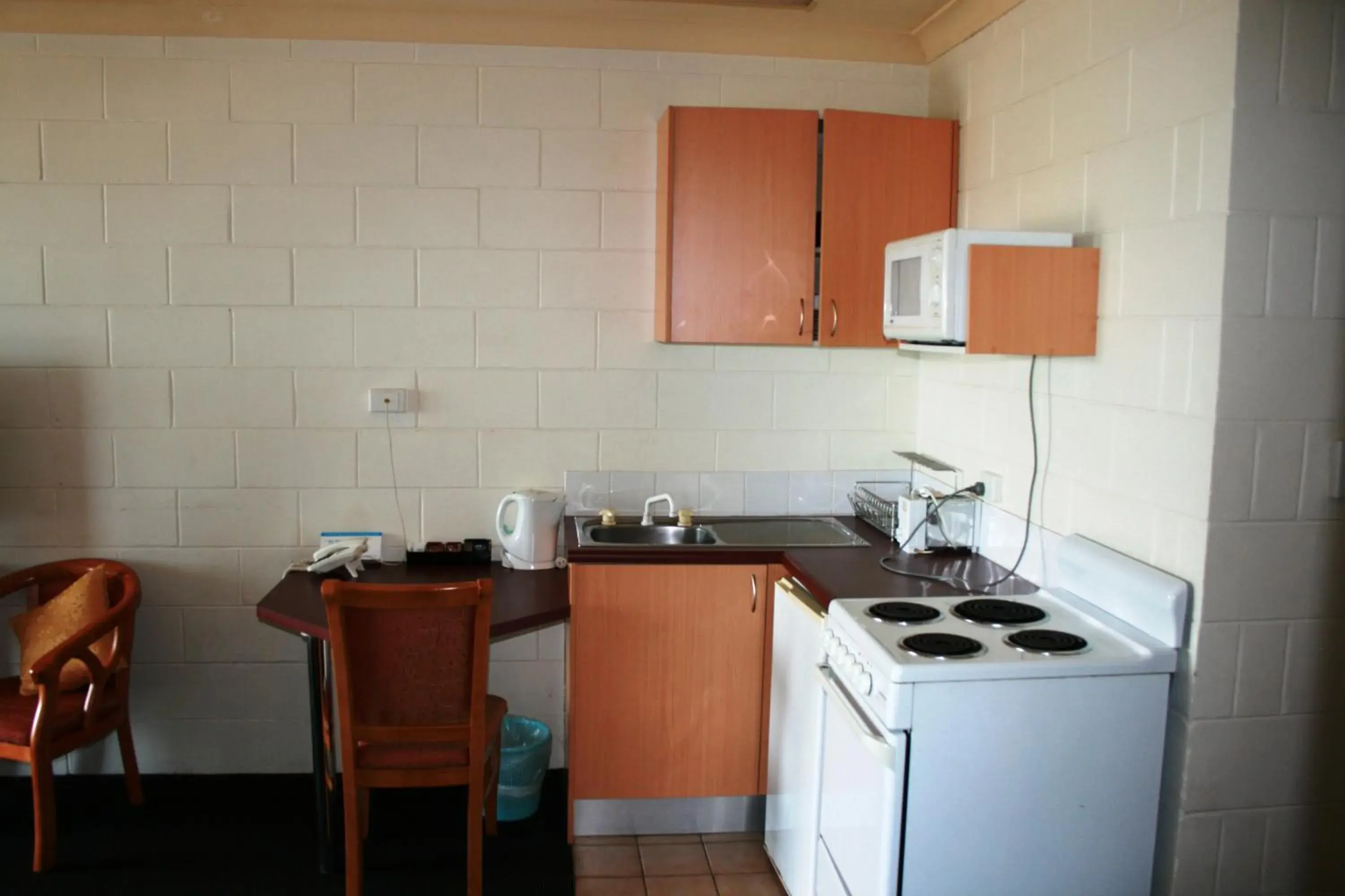 Kitchen or kitchenette, Kitchen/Kitchenette in Luma Luma Holiday Apartments