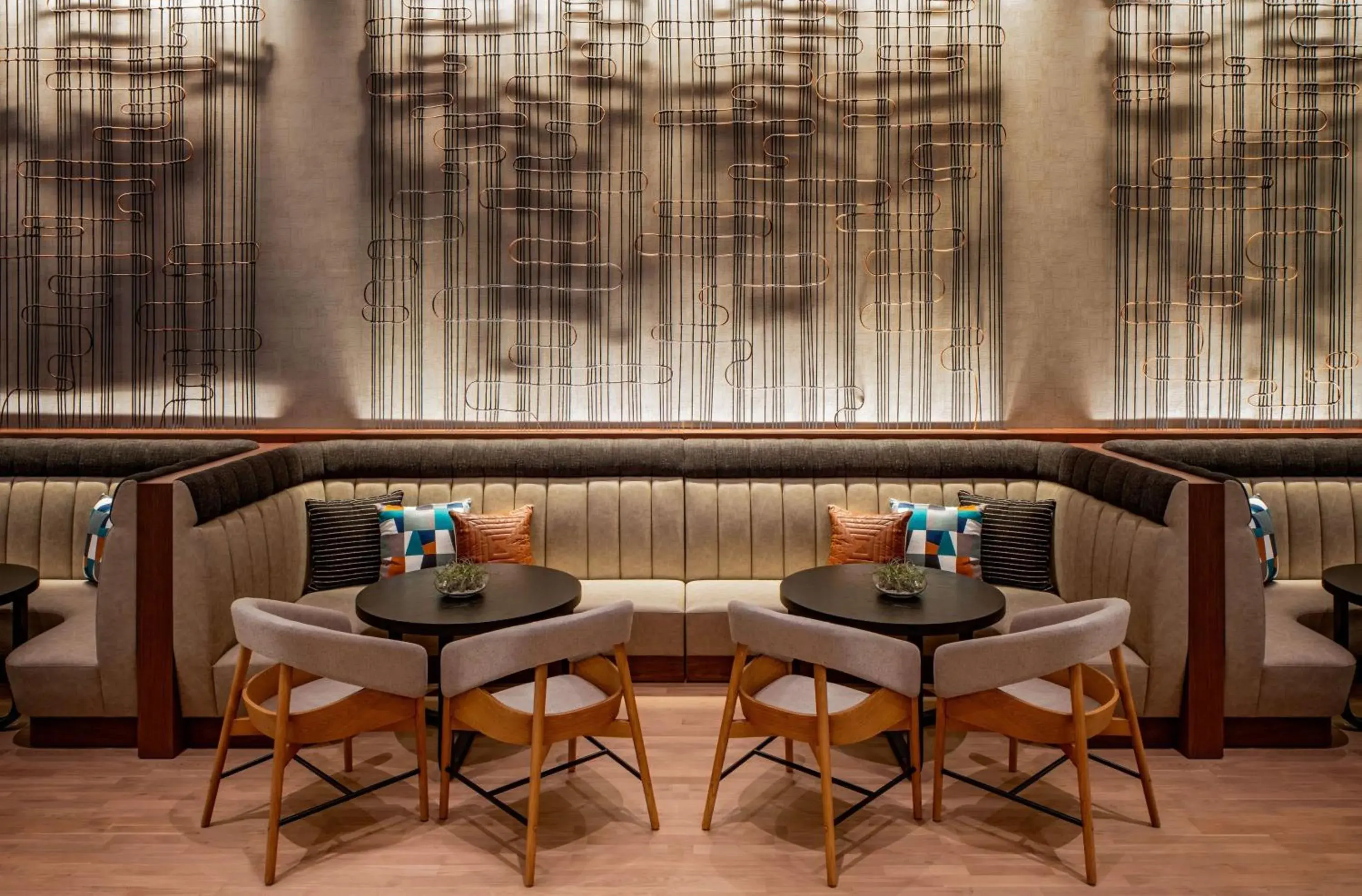 Lounge or bar in Hilton Garden Inn Austin University Capitol District