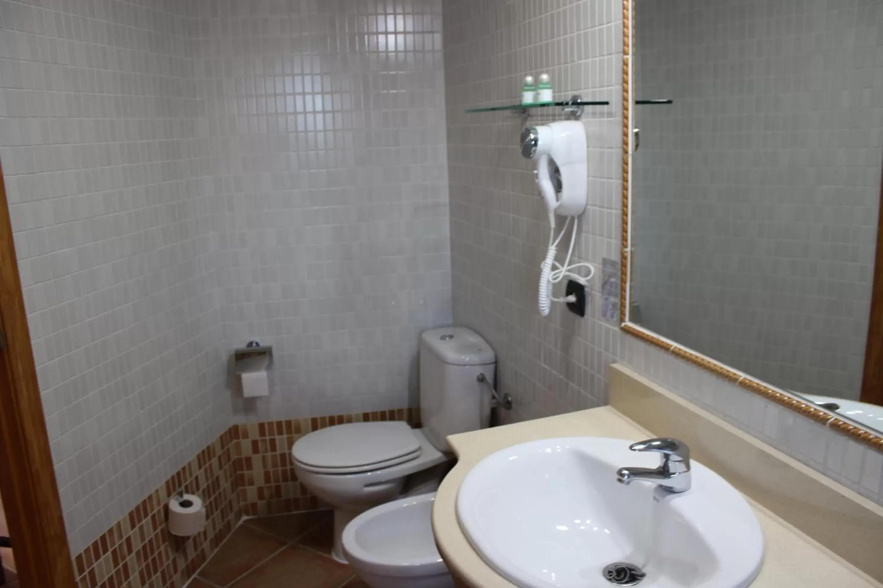 Bathroom in HOTEL HACIENDA SANTA BARBARA