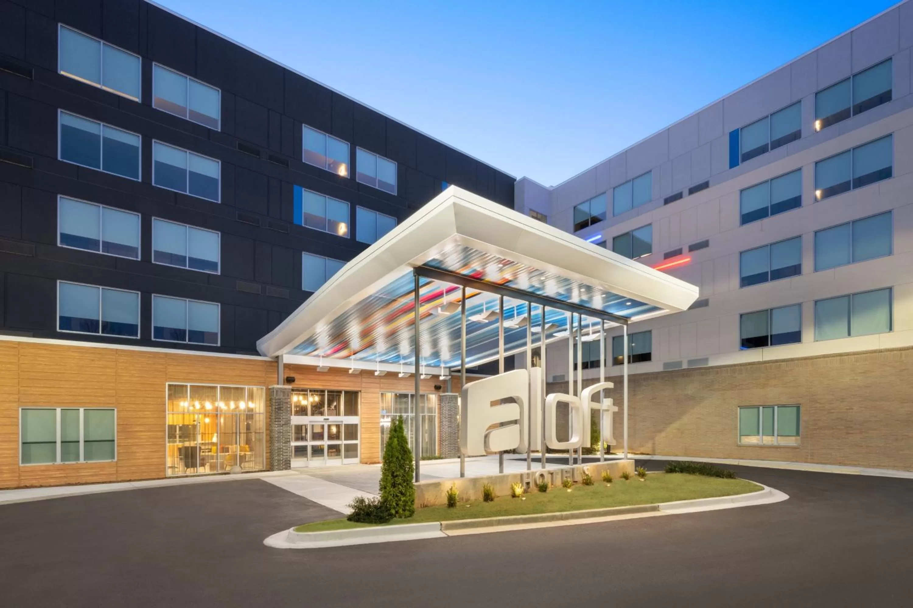Property building in Aloft Lawrenceville Sugarloaf