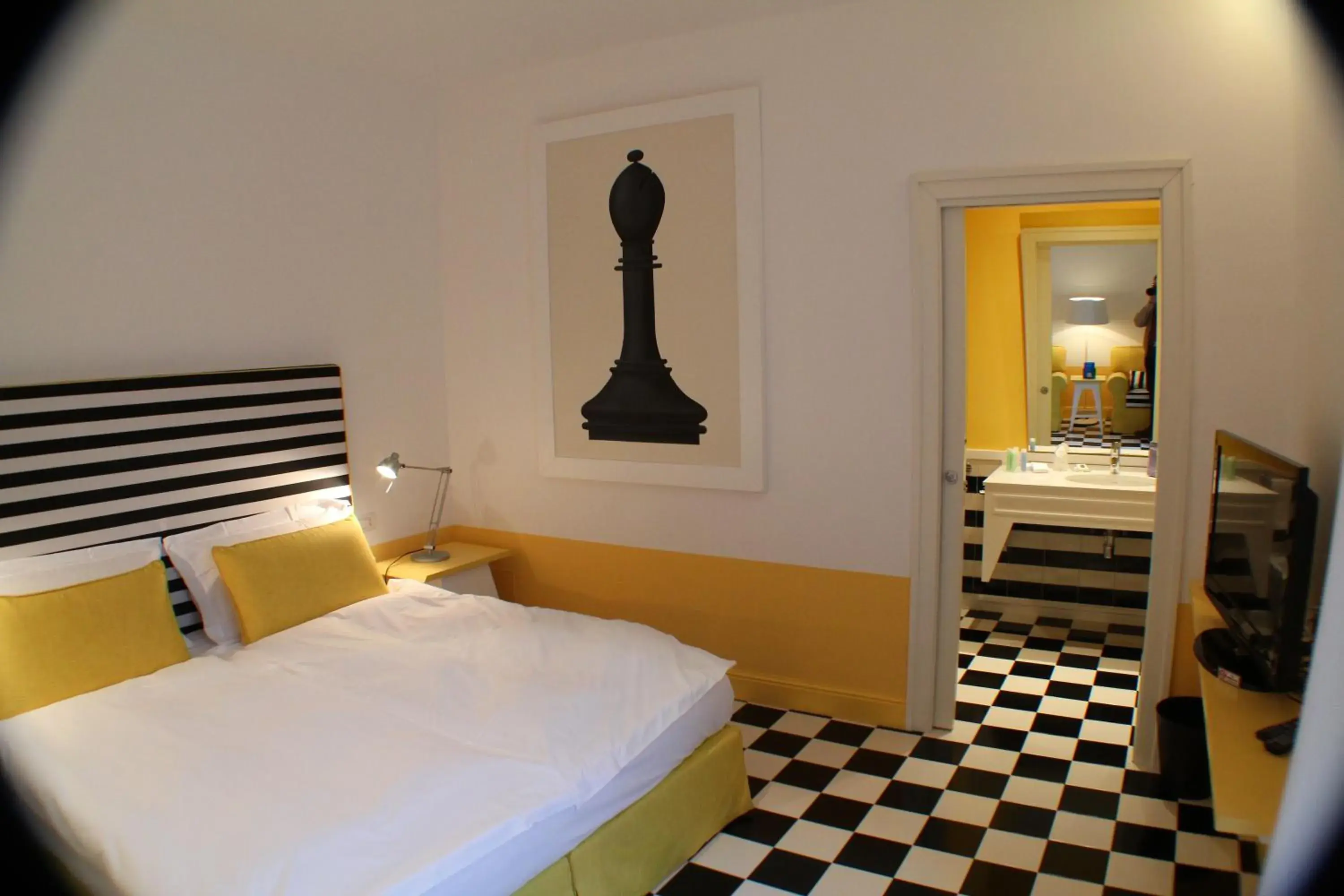 Photo of the whole room, Bed in Palazzo Jannuzzi Relais