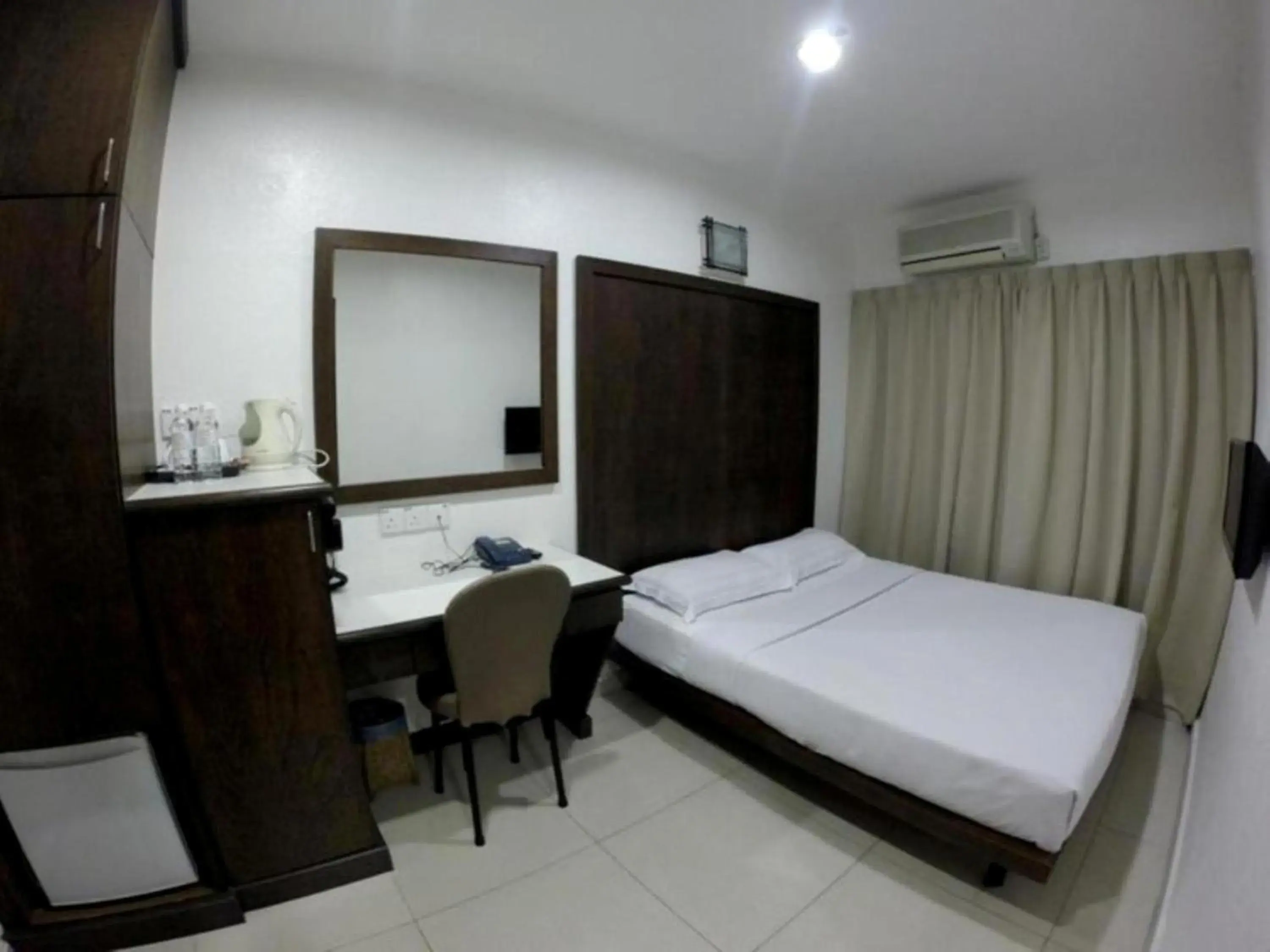 Bed in Crystal Lodge Bed in Crystal Lodge