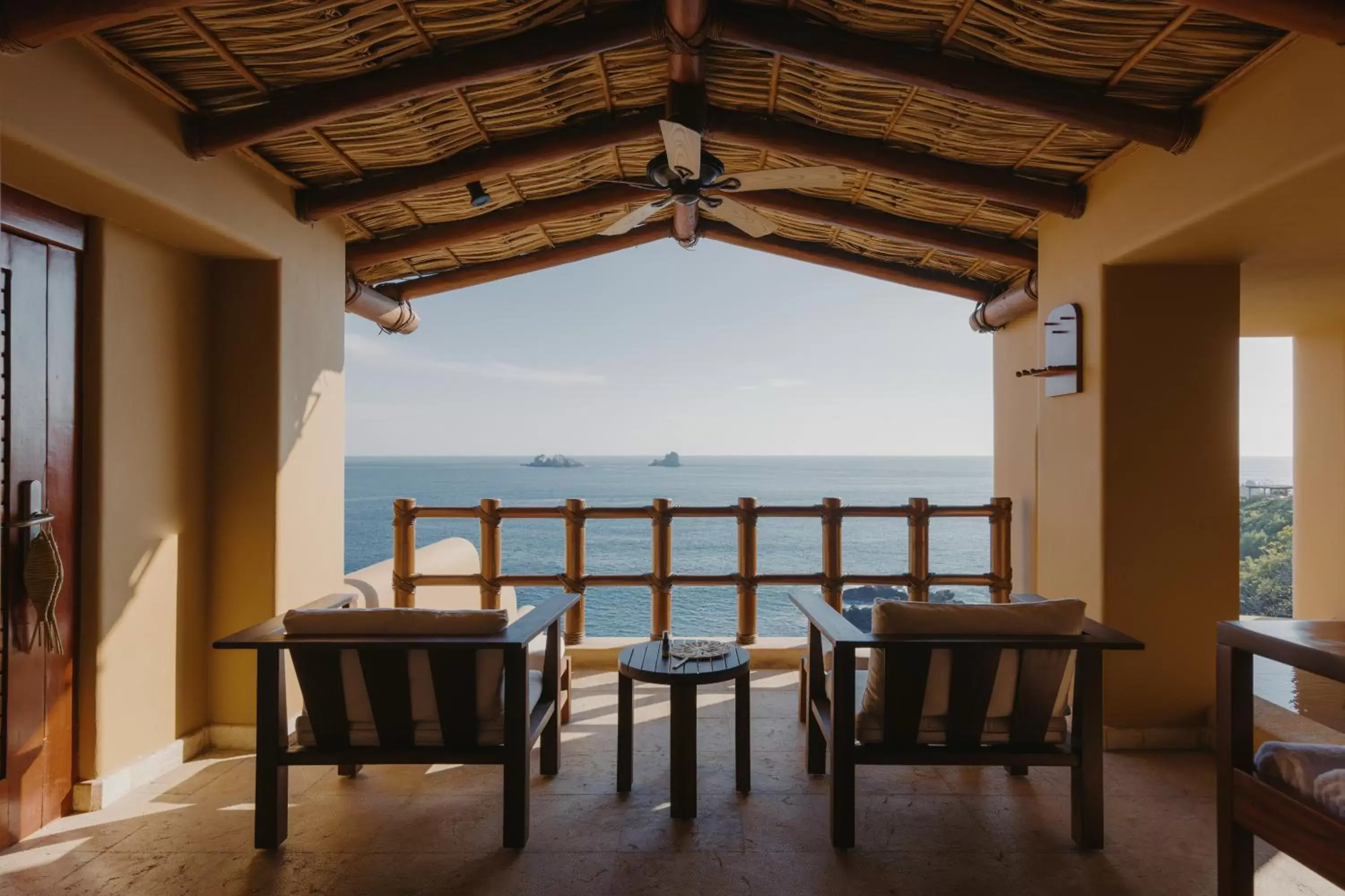 Balcony/Terrace, Sea View in Cala de Mar Resort & Spa Ixtapa