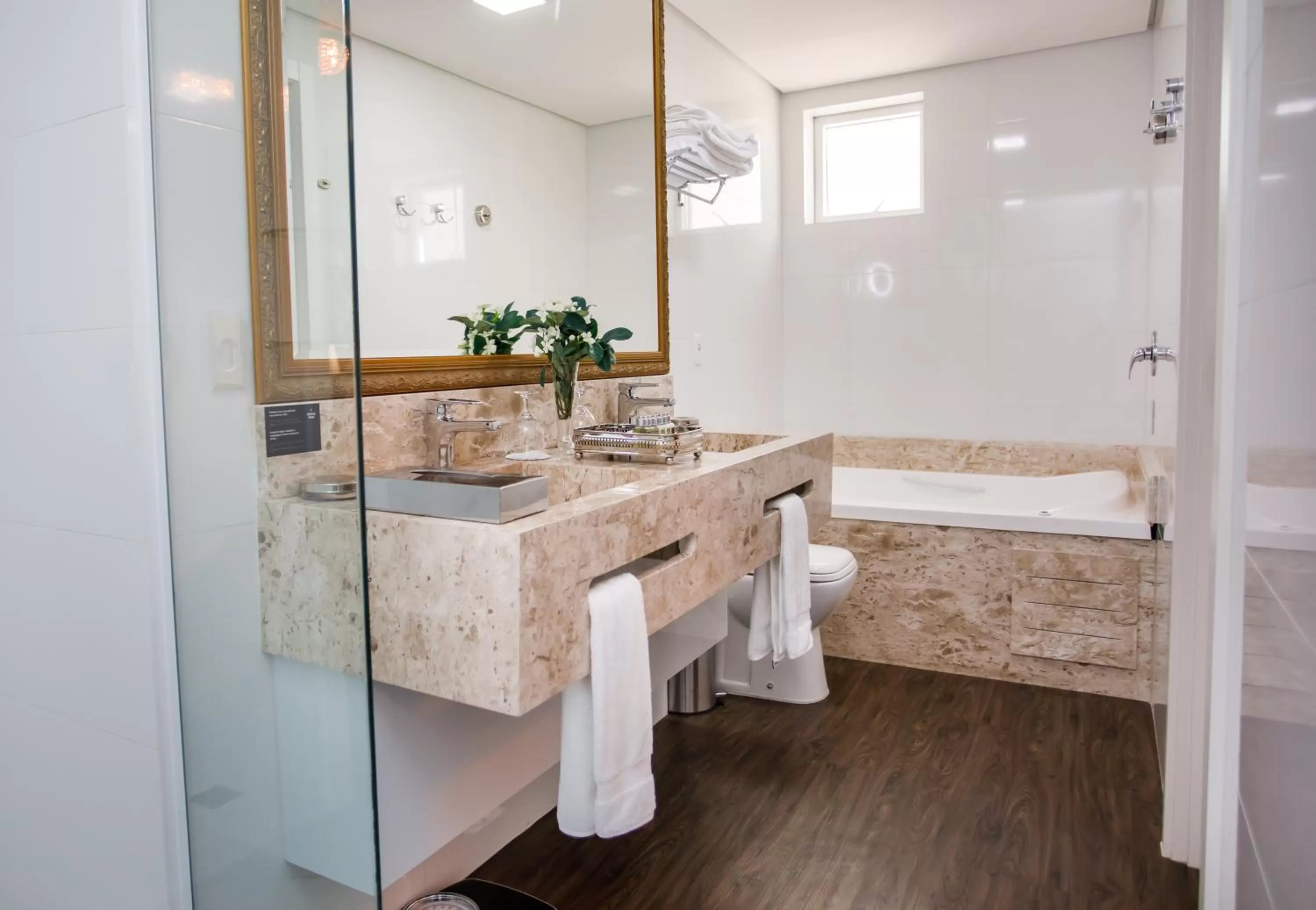 Toilet in Sofistic Hotel