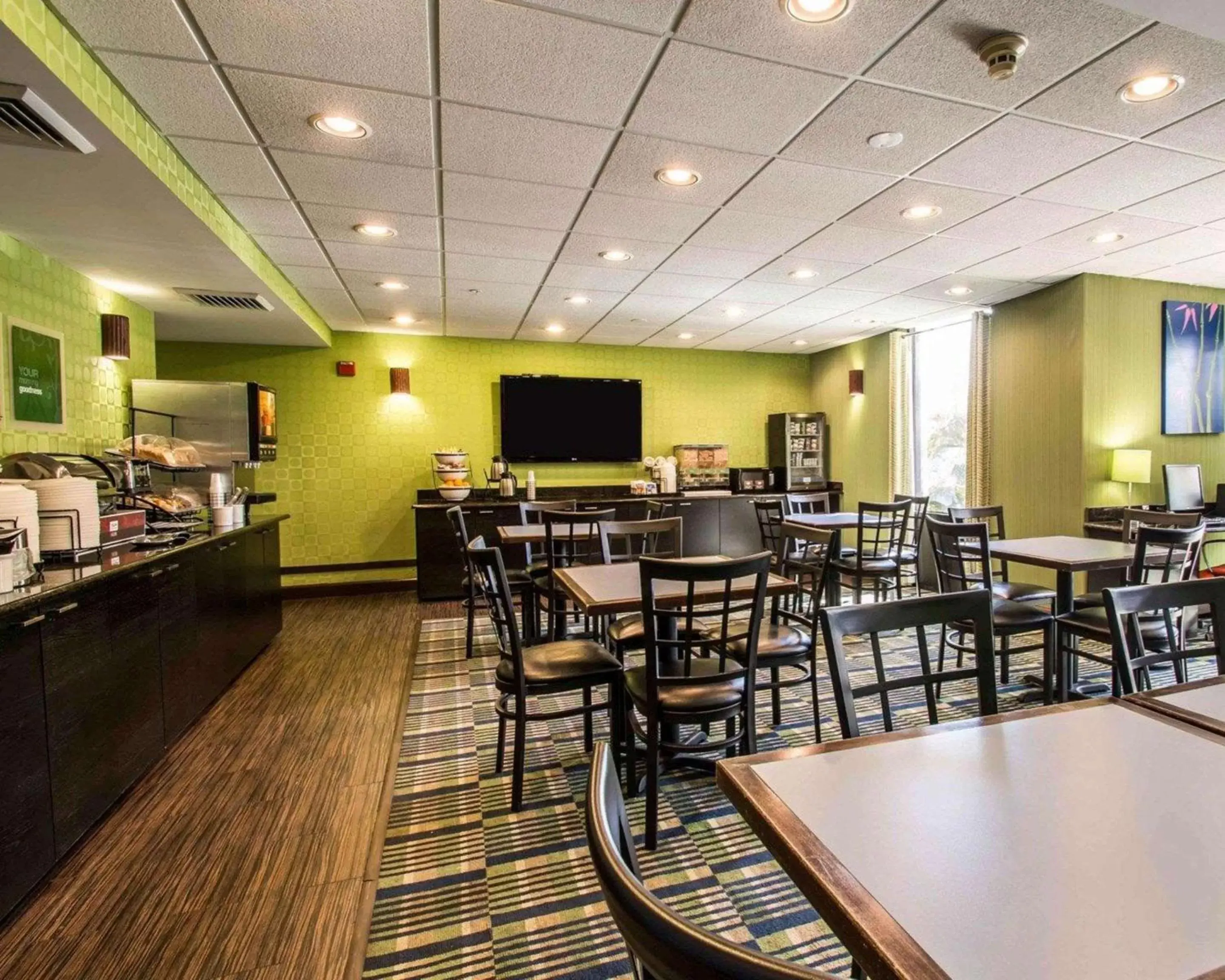 Restaurant/Places to Eat in Comfort Inn & Suites - Lantana - West Palm Beach South
