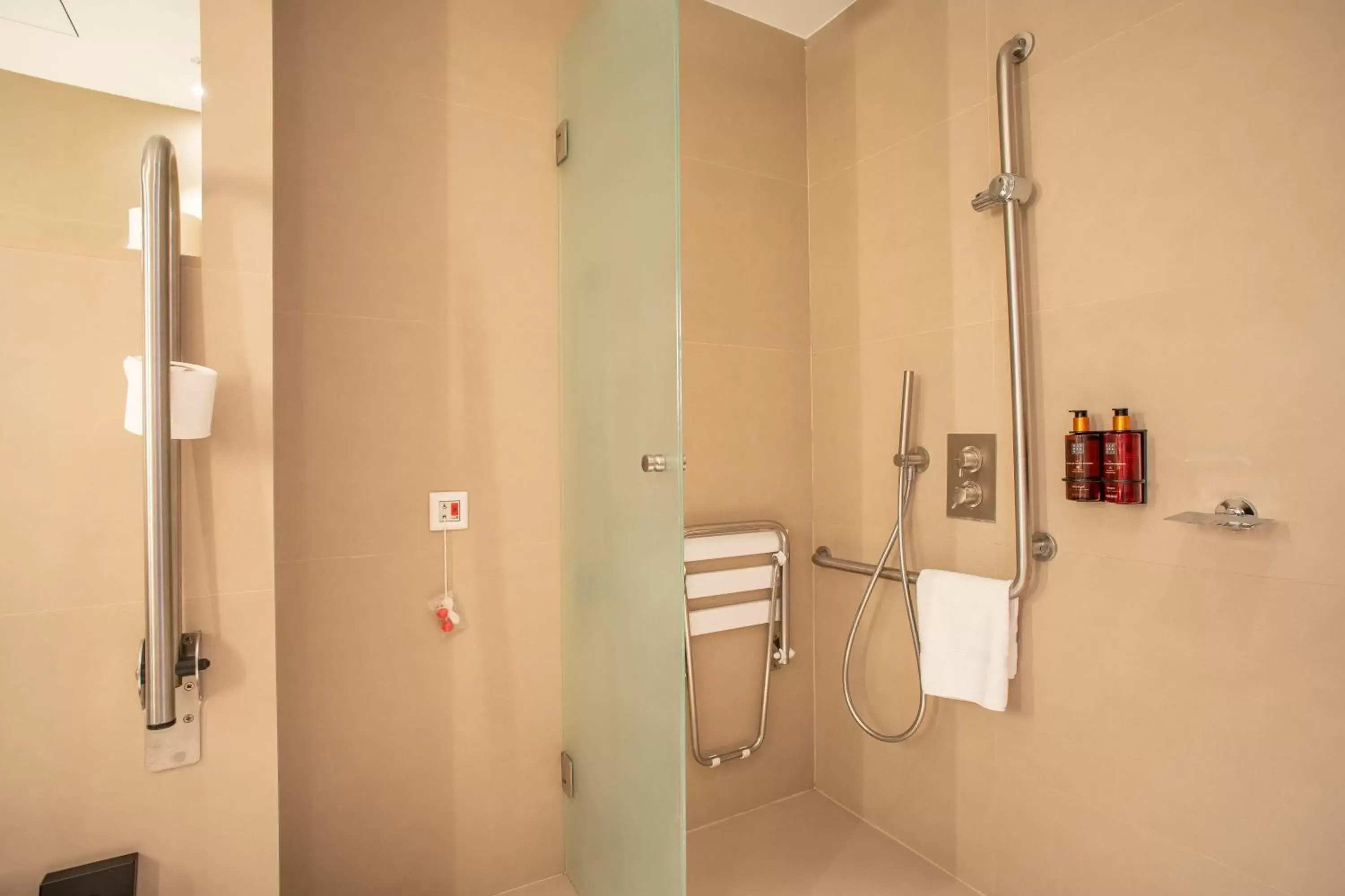 Bathroom in Hotel Paxton Barcelona
