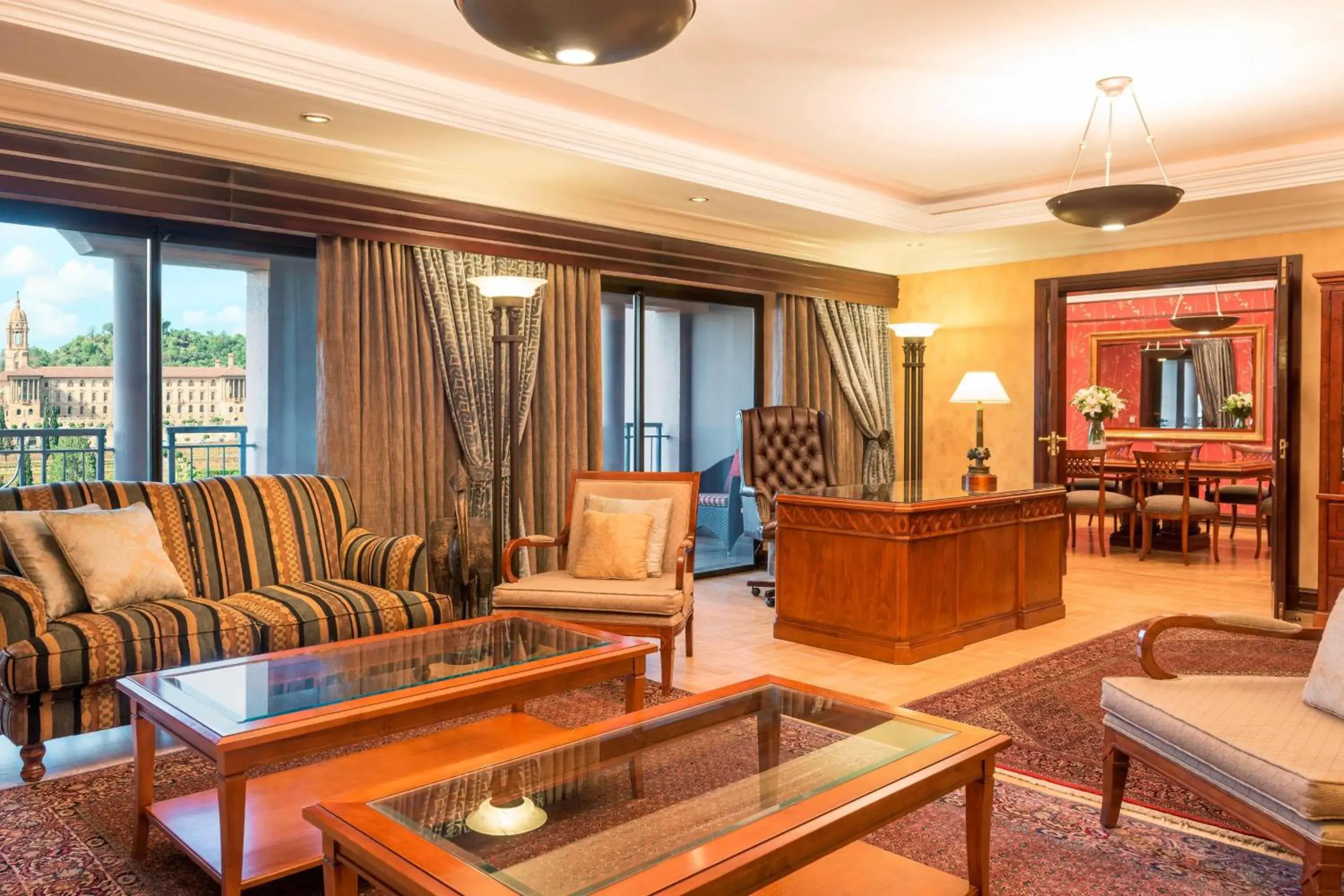 Lounge or bar, Lobby/Reception in Sheraton Pretoria Hotel