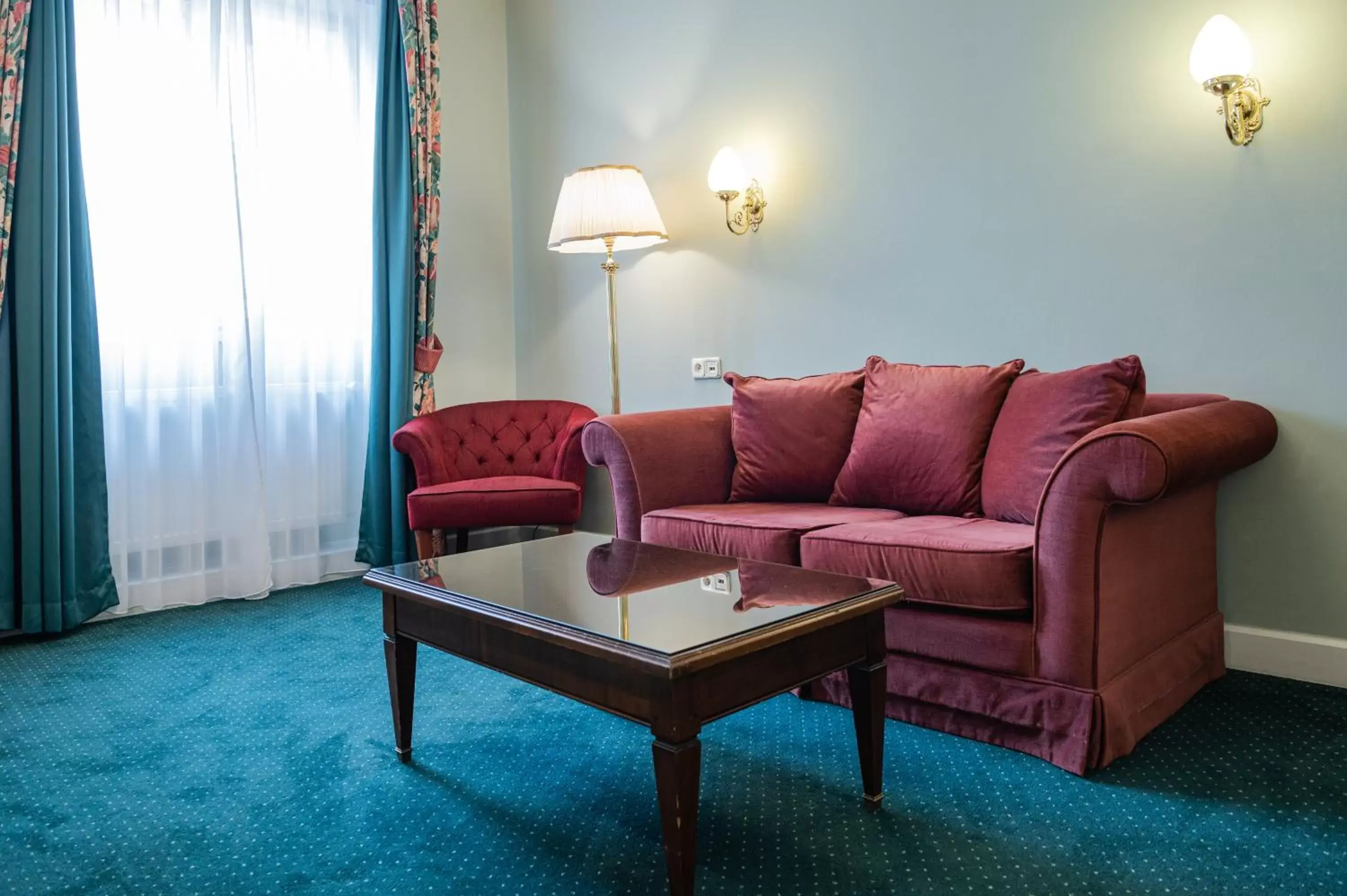 Seating Area in Hotel Liberty