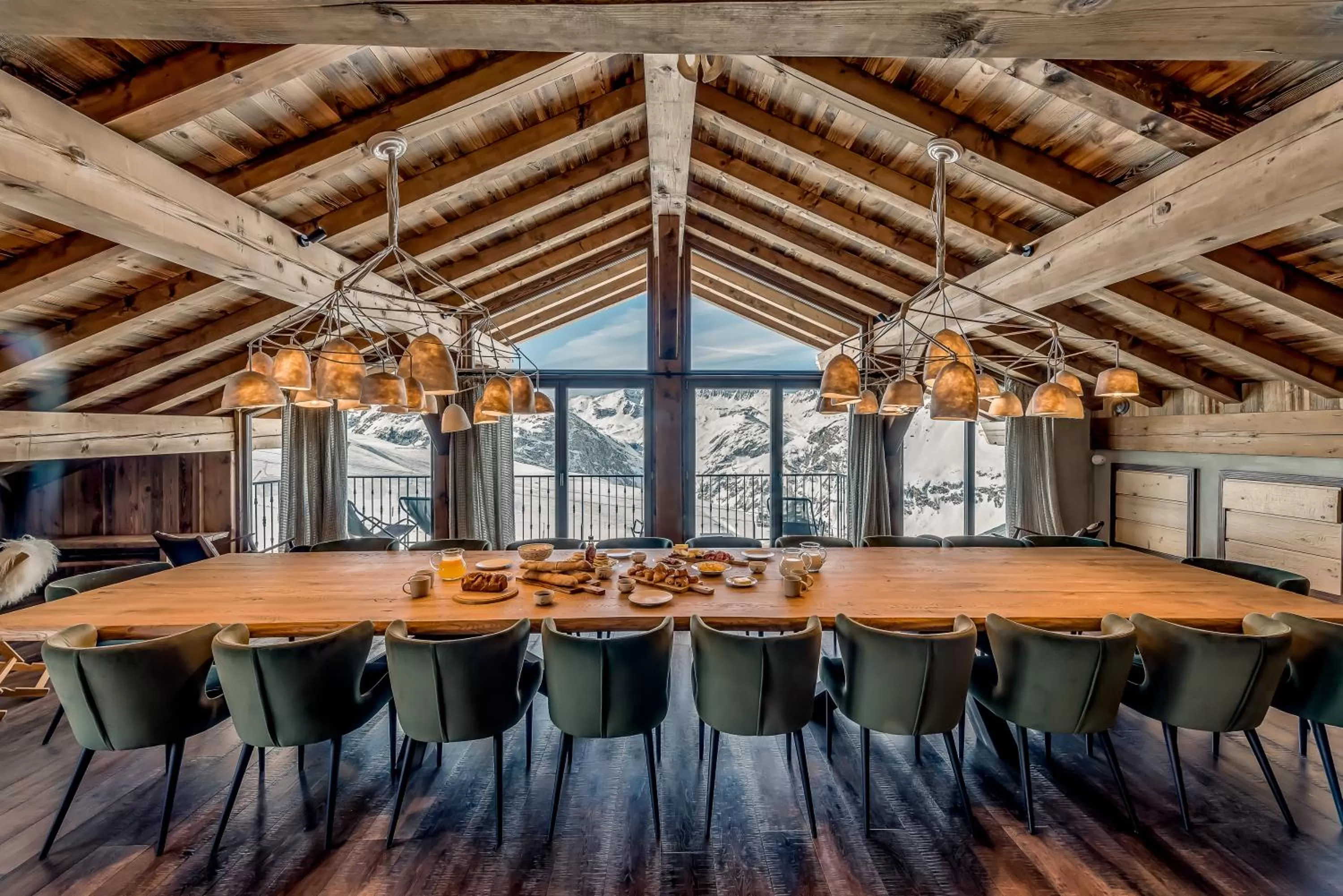 Dining area in Le Refuge de Solaise - 2551 m Altitude