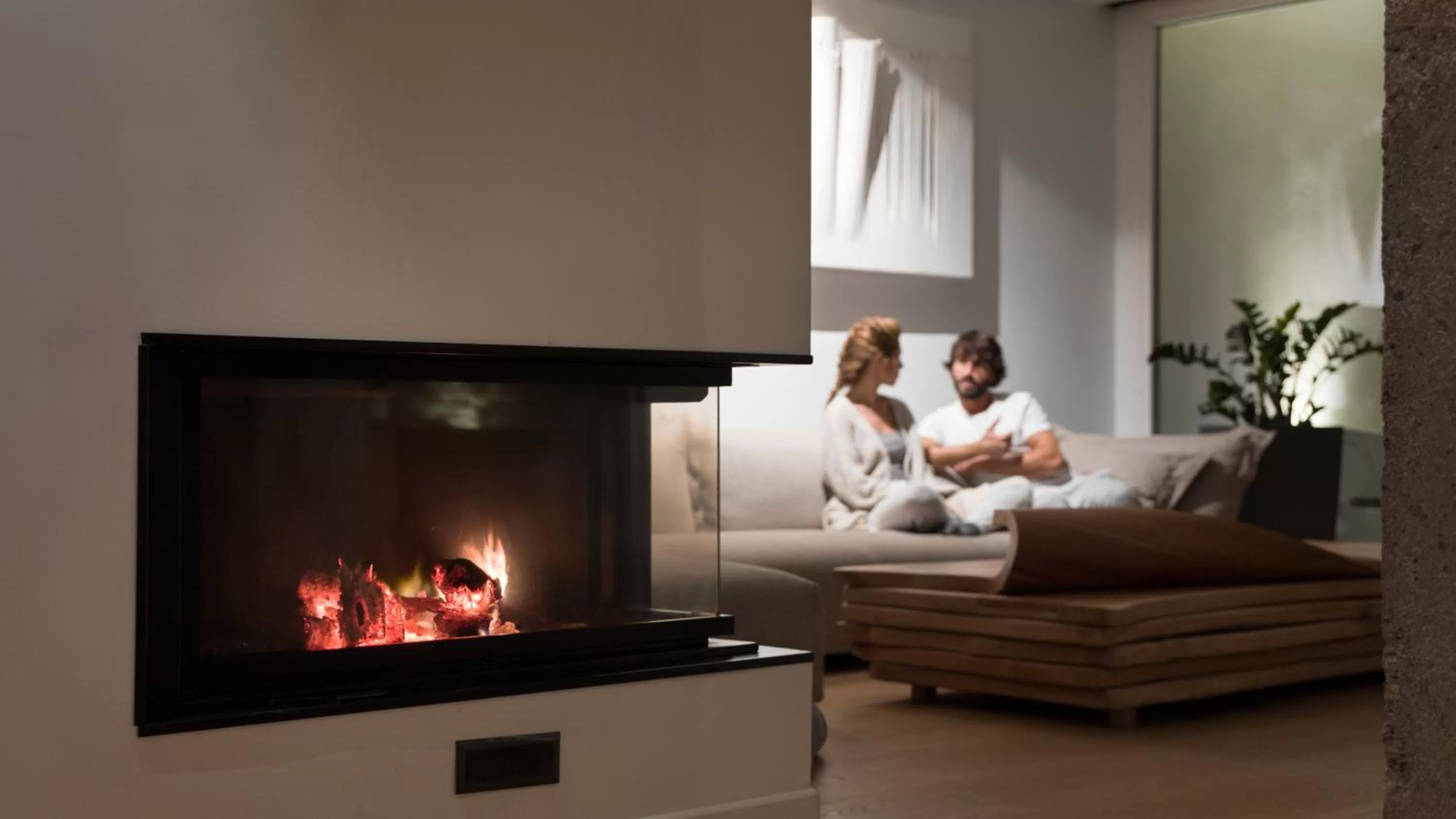 Lounge or bar, TV/Entertainment Center in Arantza Hotela- Adults Only